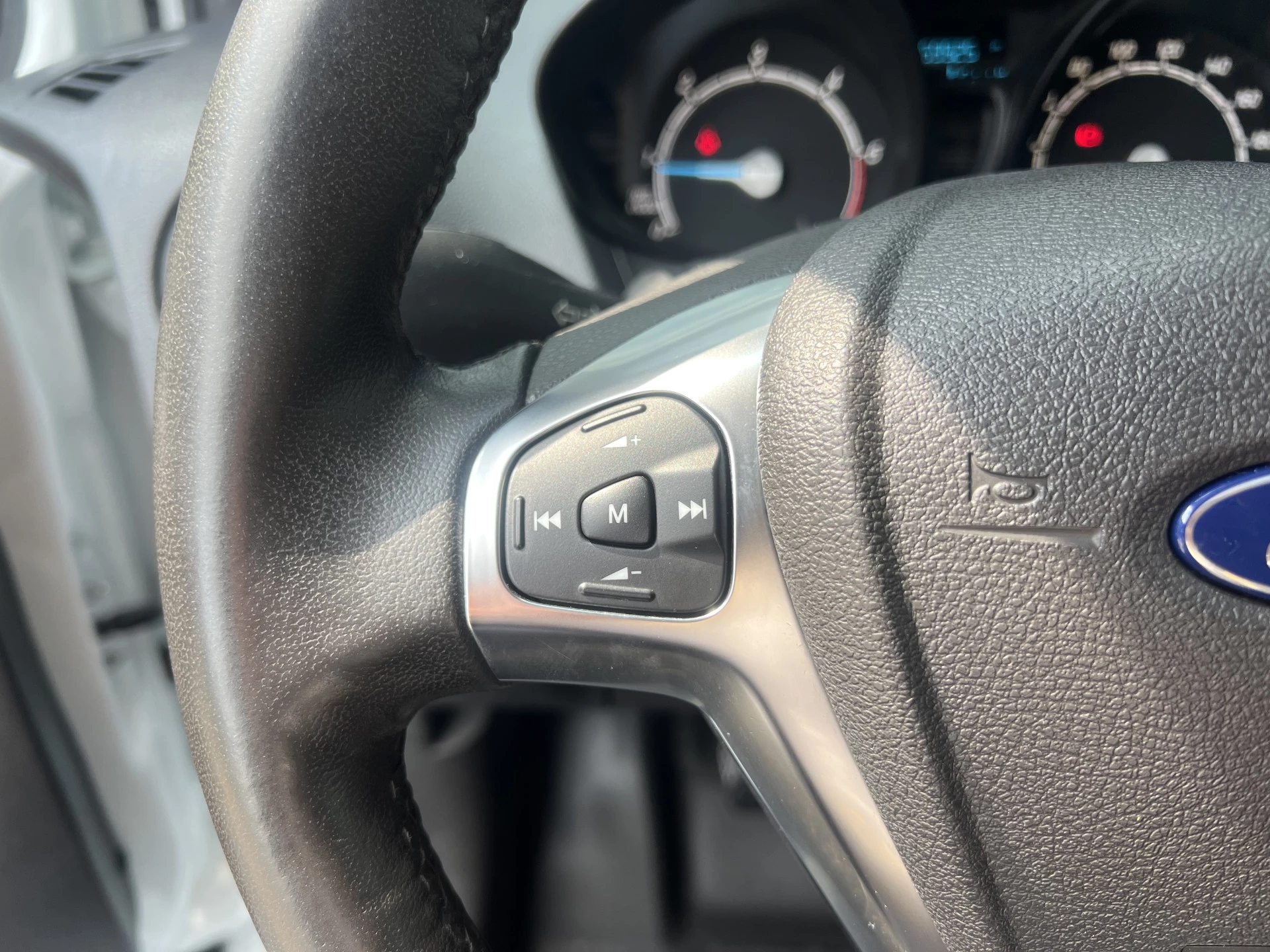 Hoofdafbeelding Ford Transit Courier