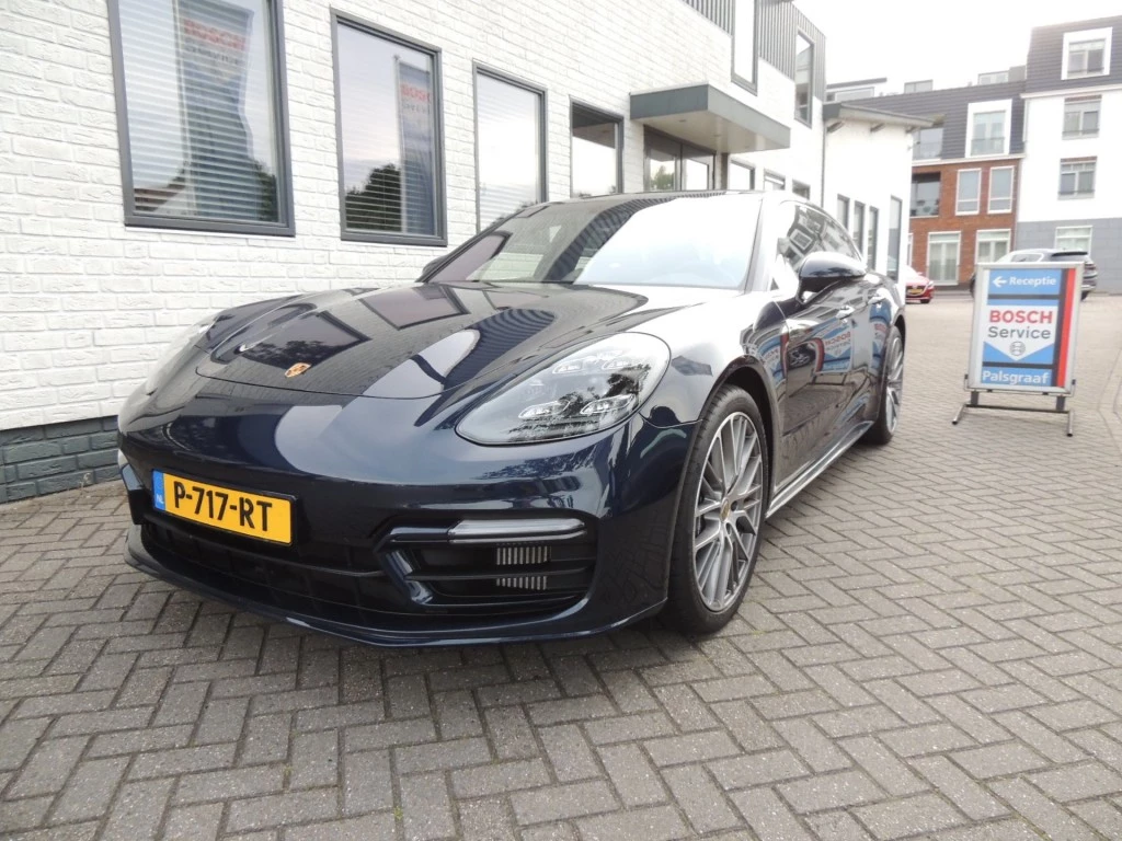 Hoofdafbeelding Porsche Panamera
