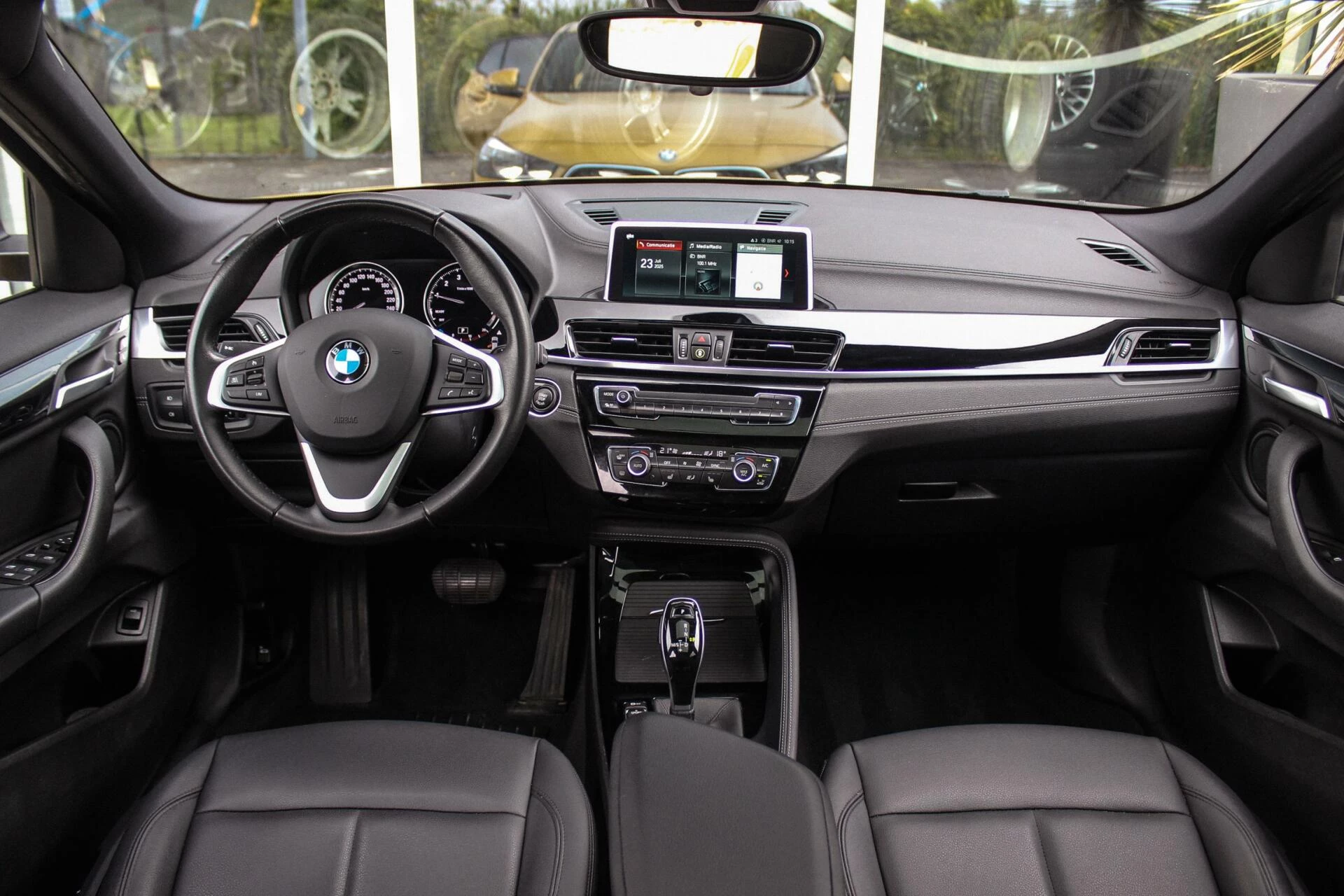 Hoofdafbeelding BMW X2