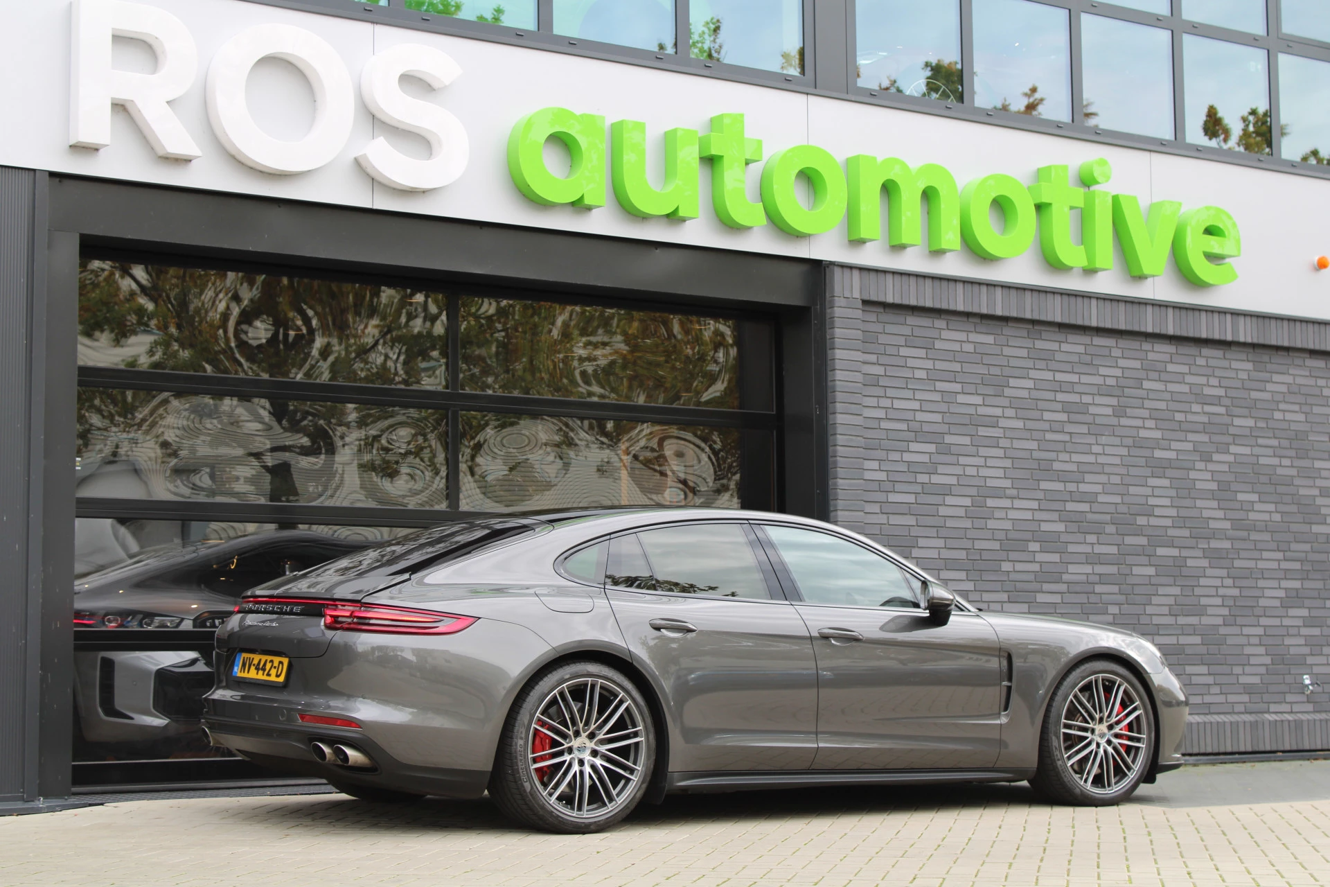 Hoofdafbeelding Porsche Panamera