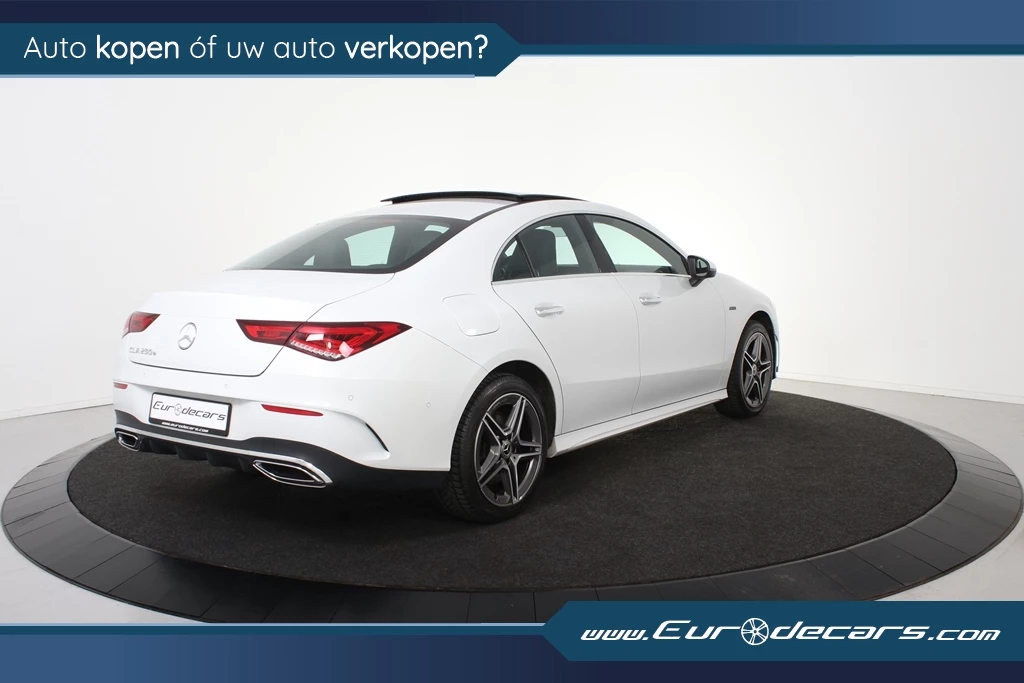 Hoofdafbeelding Mercedes-Benz CLA