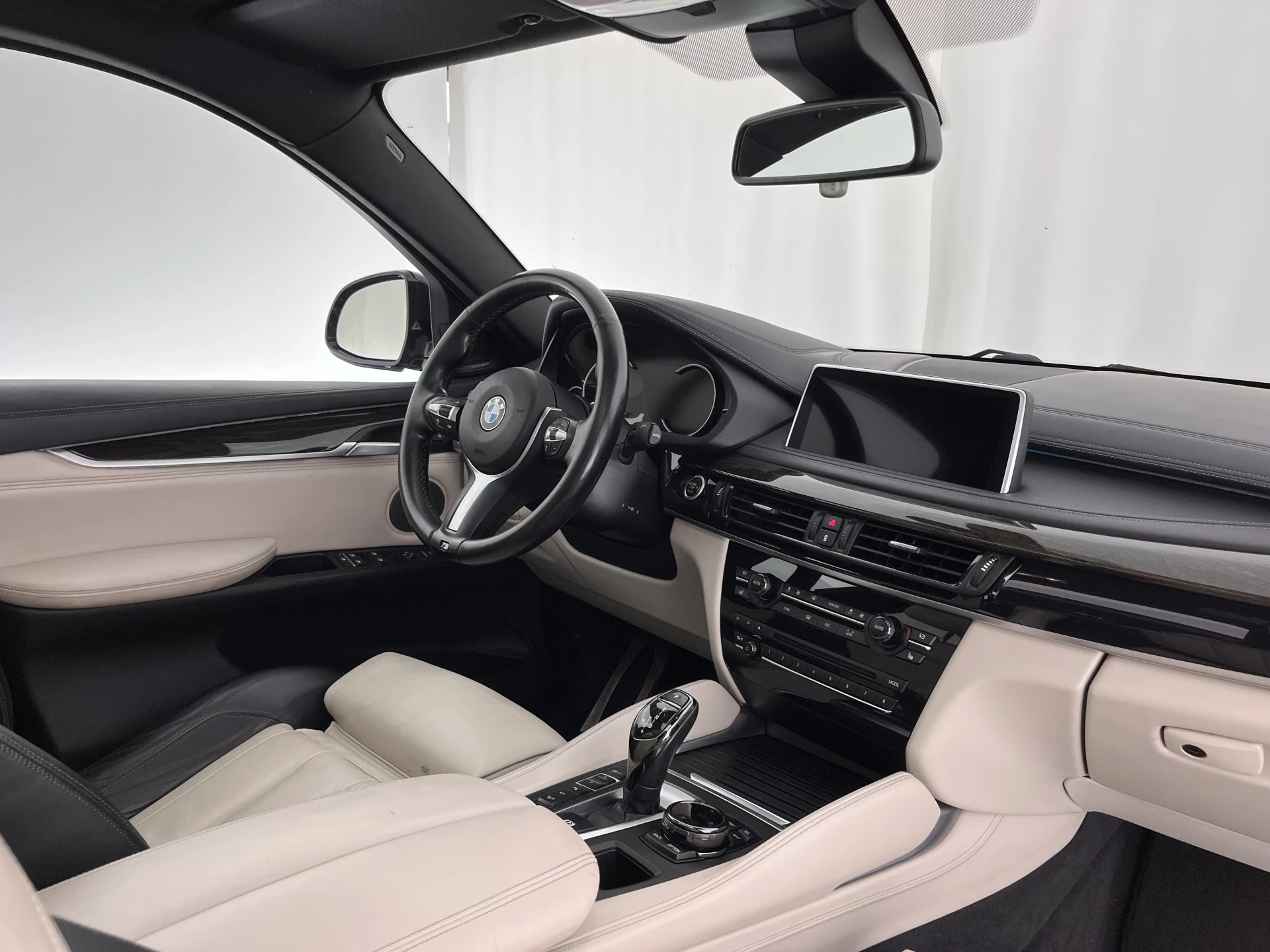 Hoofdafbeelding BMW X6