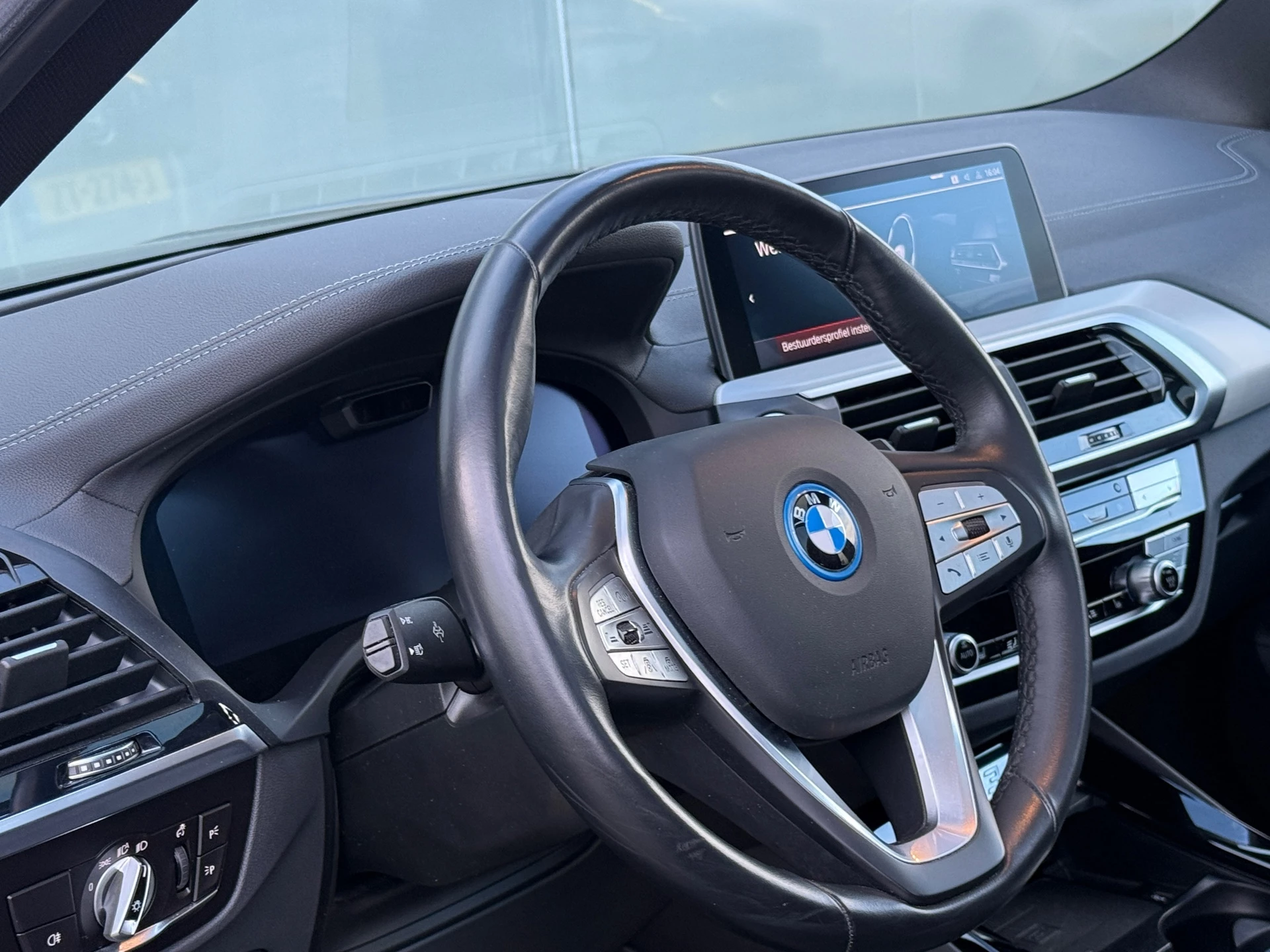 Hoofdafbeelding BMW iX3