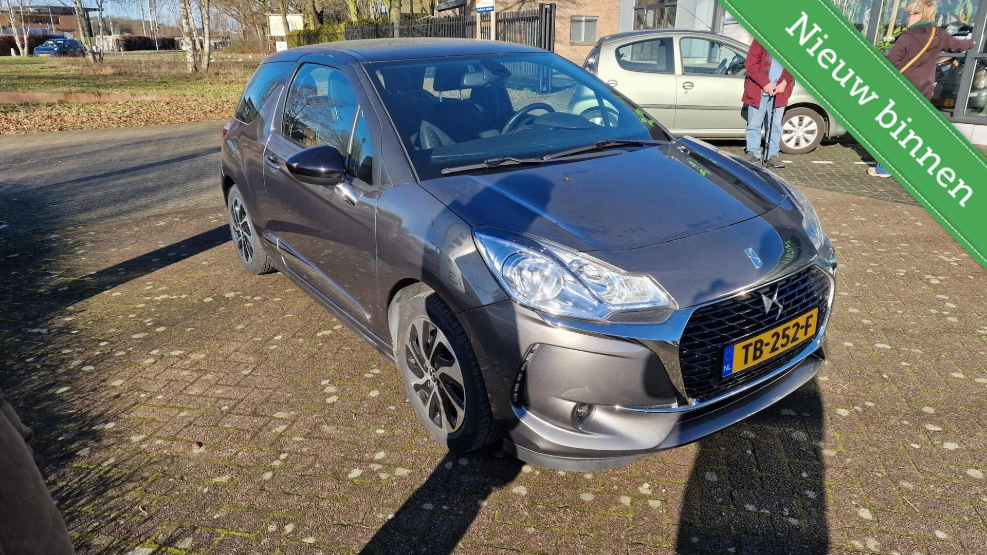 Hoofdafbeelding DS DS 3