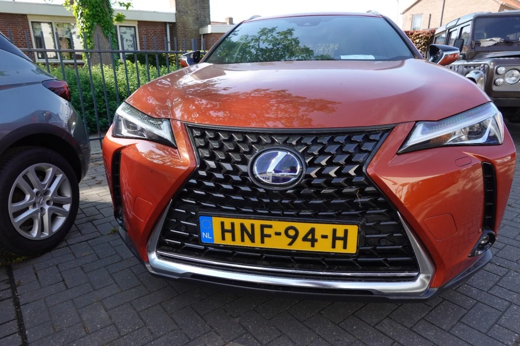 Hoofdafbeelding Lexus UX