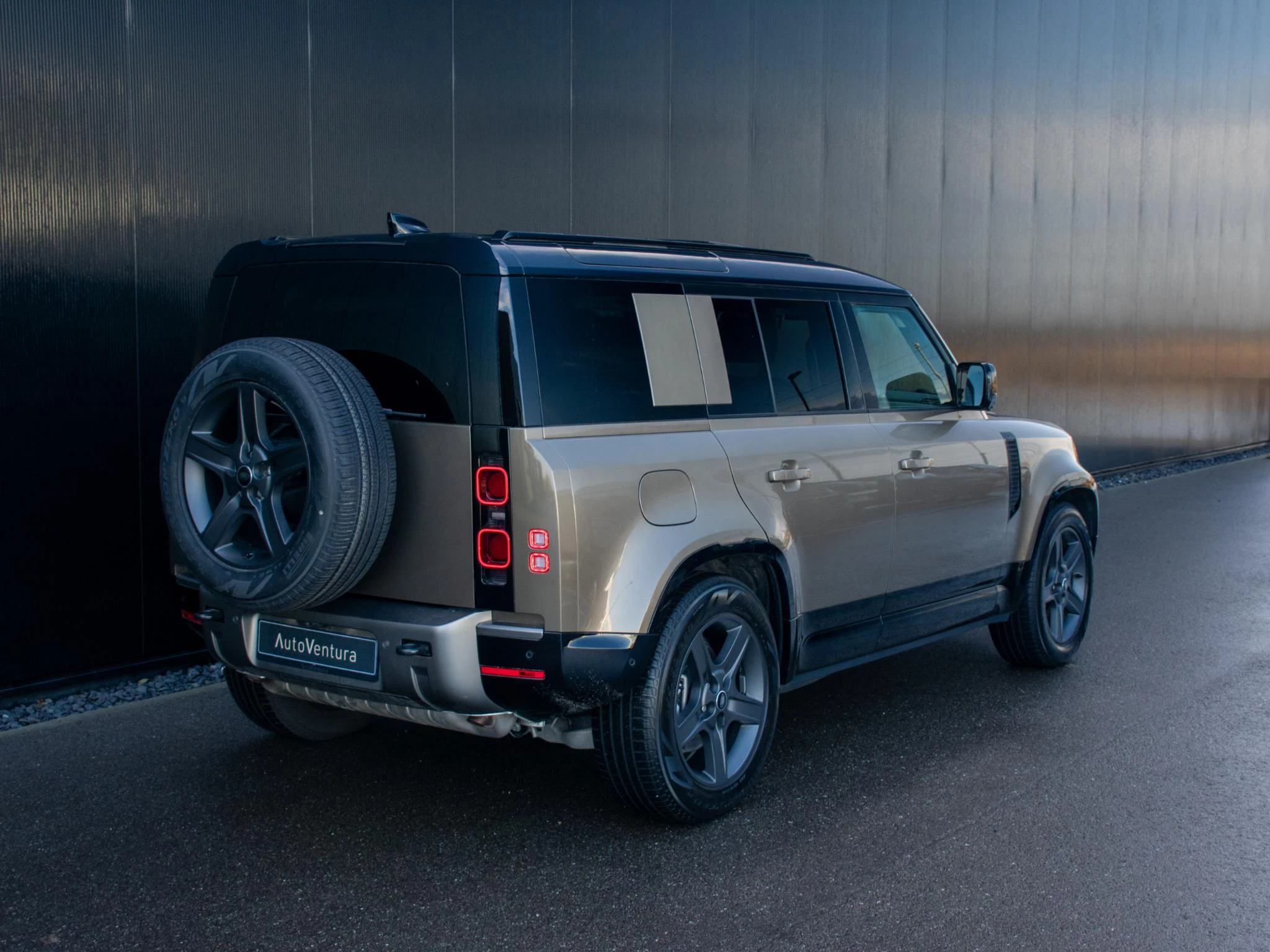 Hoofdafbeelding Land Rover Defender