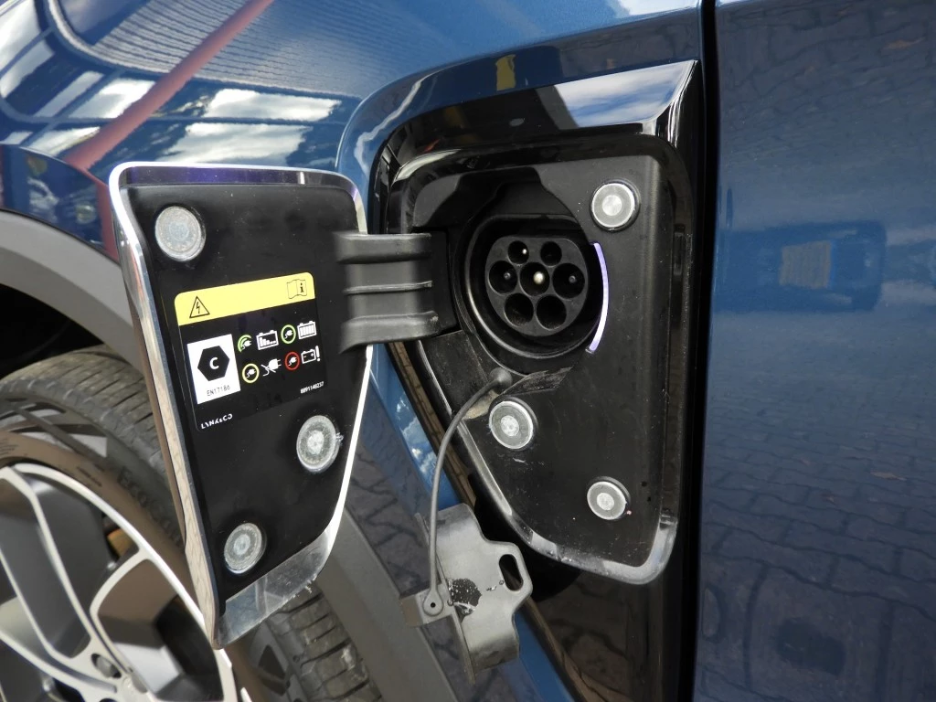 Hoofdafbeelding Lynk & Co 01