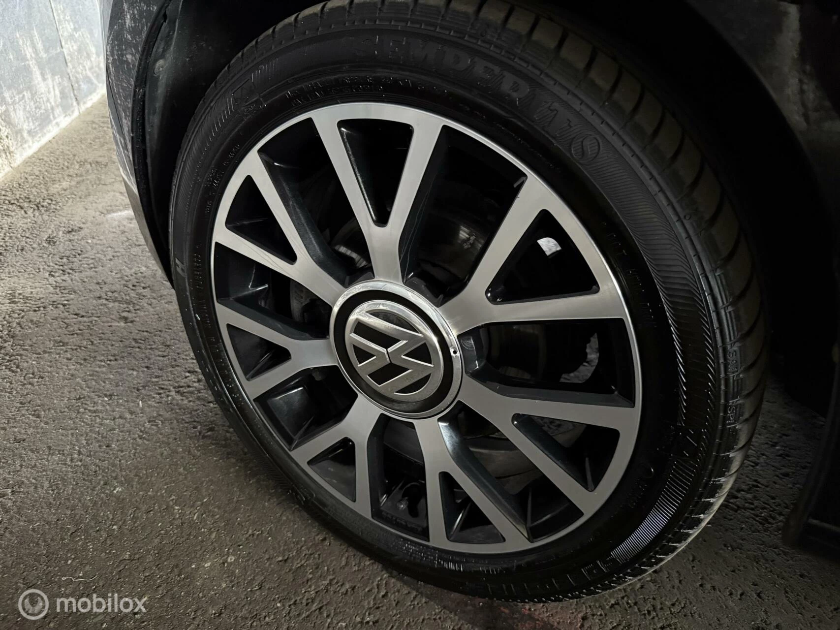 Hoofdafbeelding Volkswagen up!