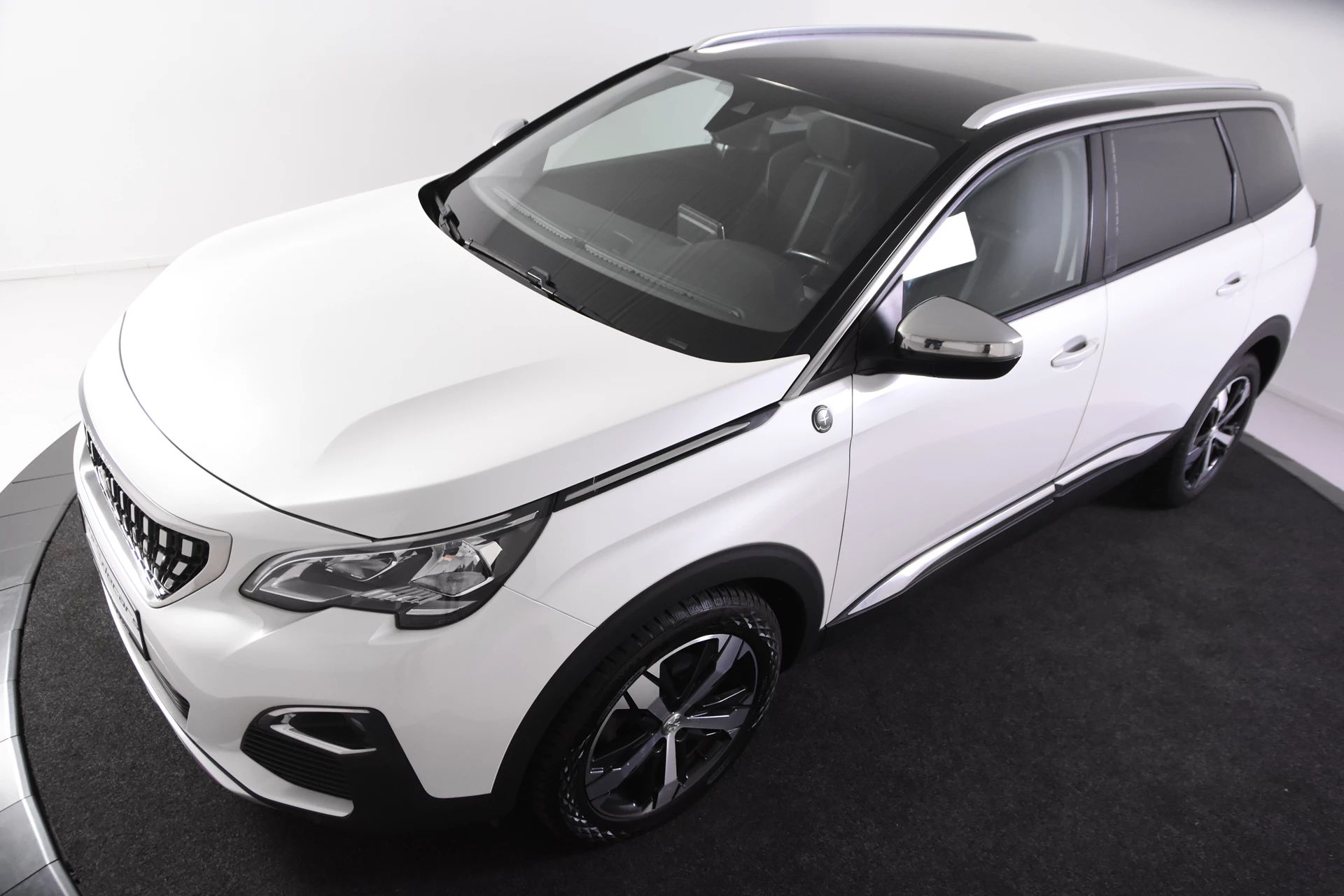 Hoofdafbeelding Peugeot 5008