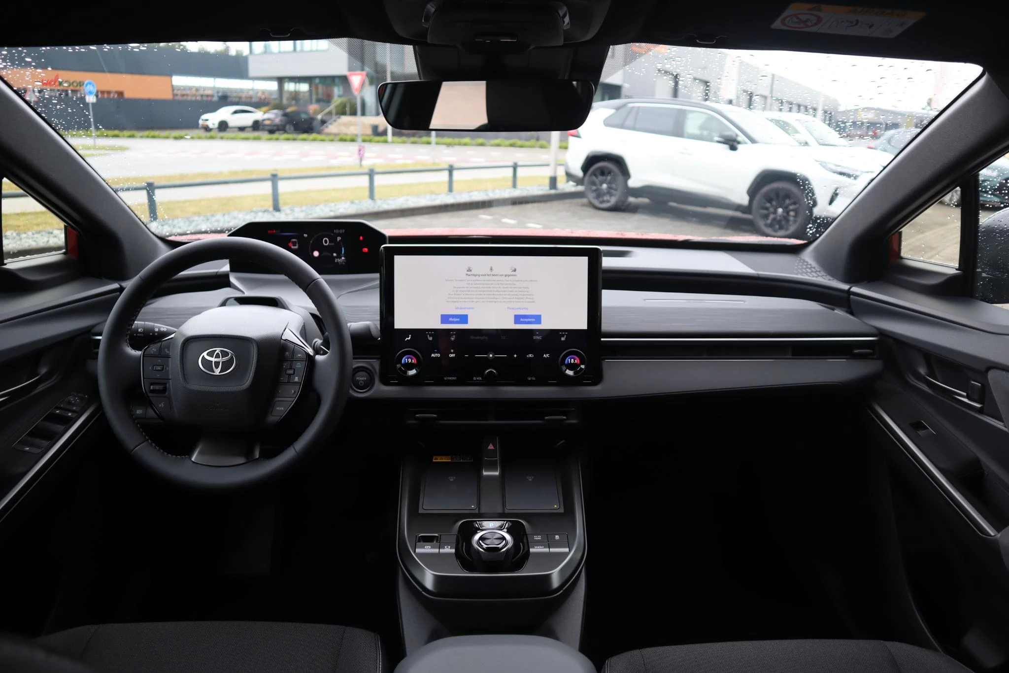 Hoofdafbeelding Toyota C-HR+