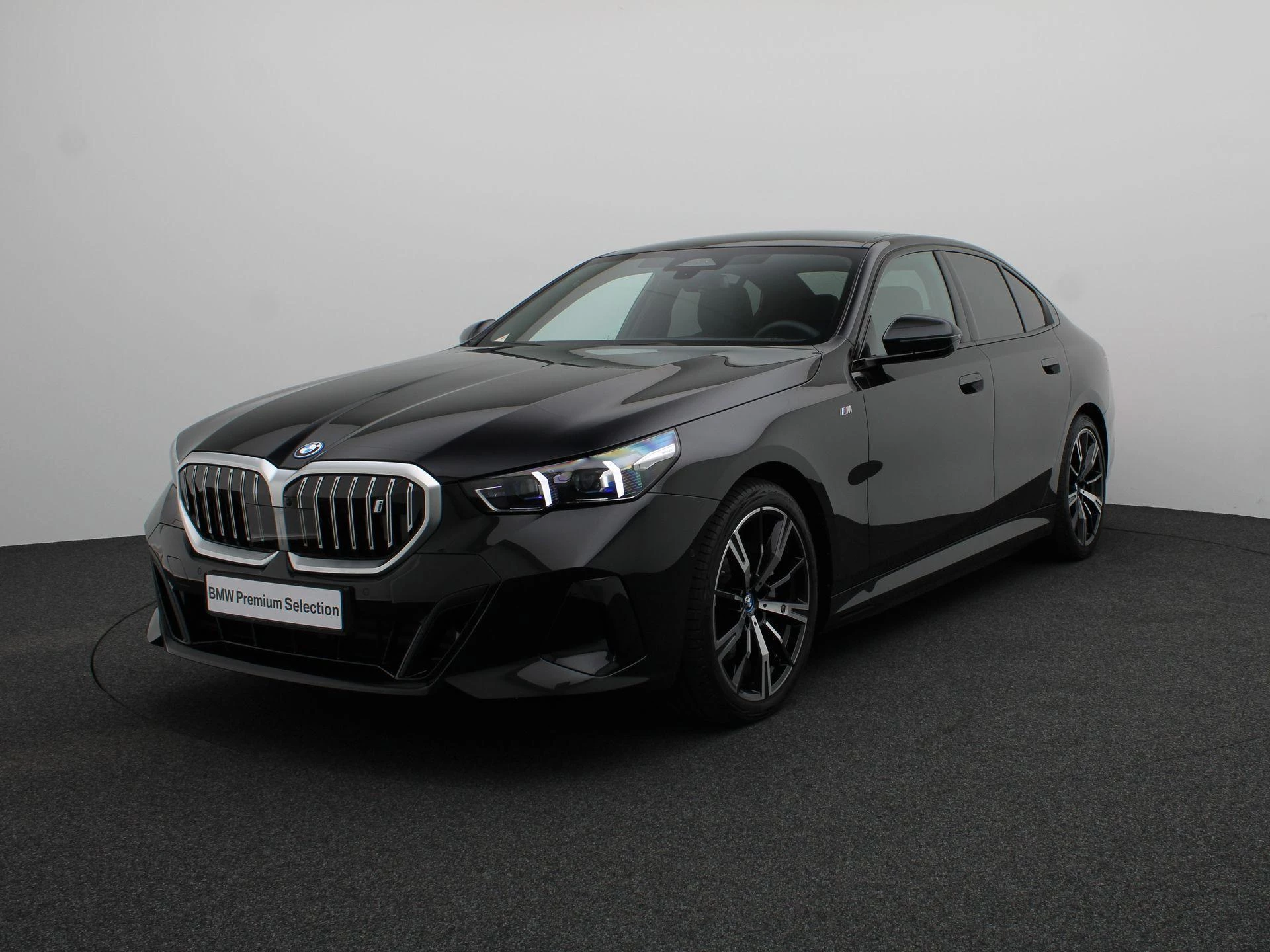 Hoofdafbeelding BMW i5