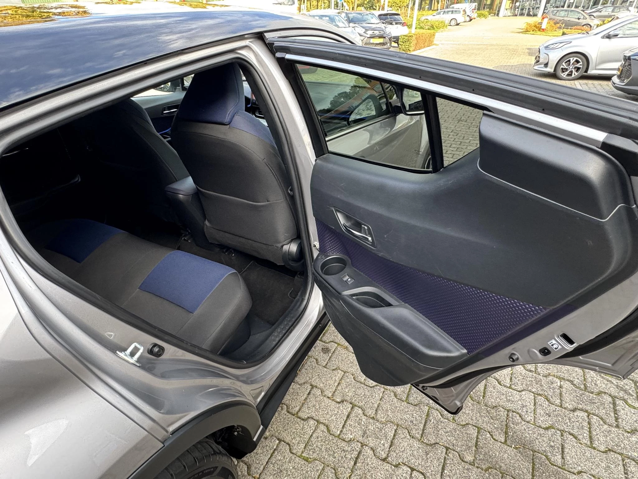 Hoofdafbeelding Toyota C-HR