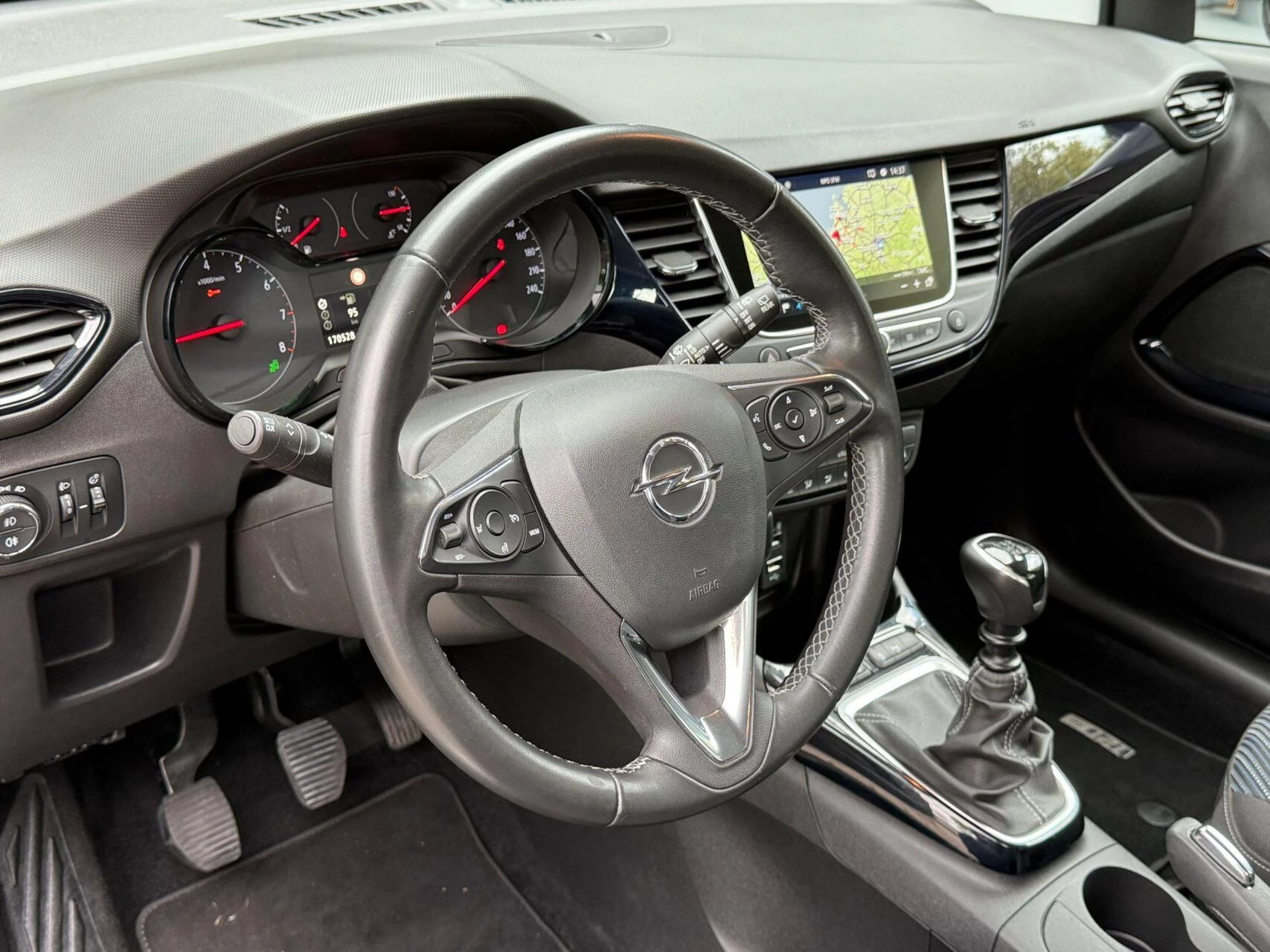Hoofdafbeelding Opel Crossland X