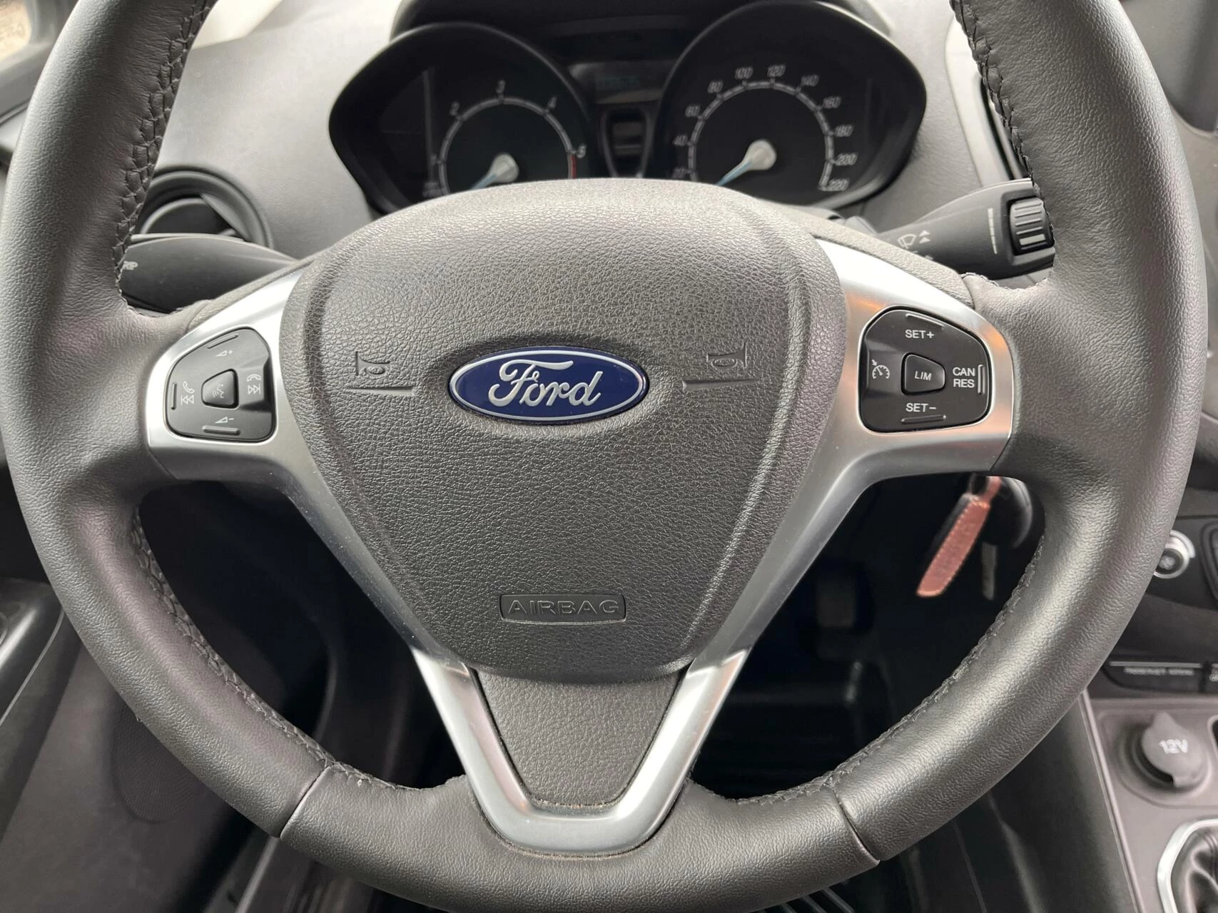 Hoofdafbeelding Ford Transit Courier