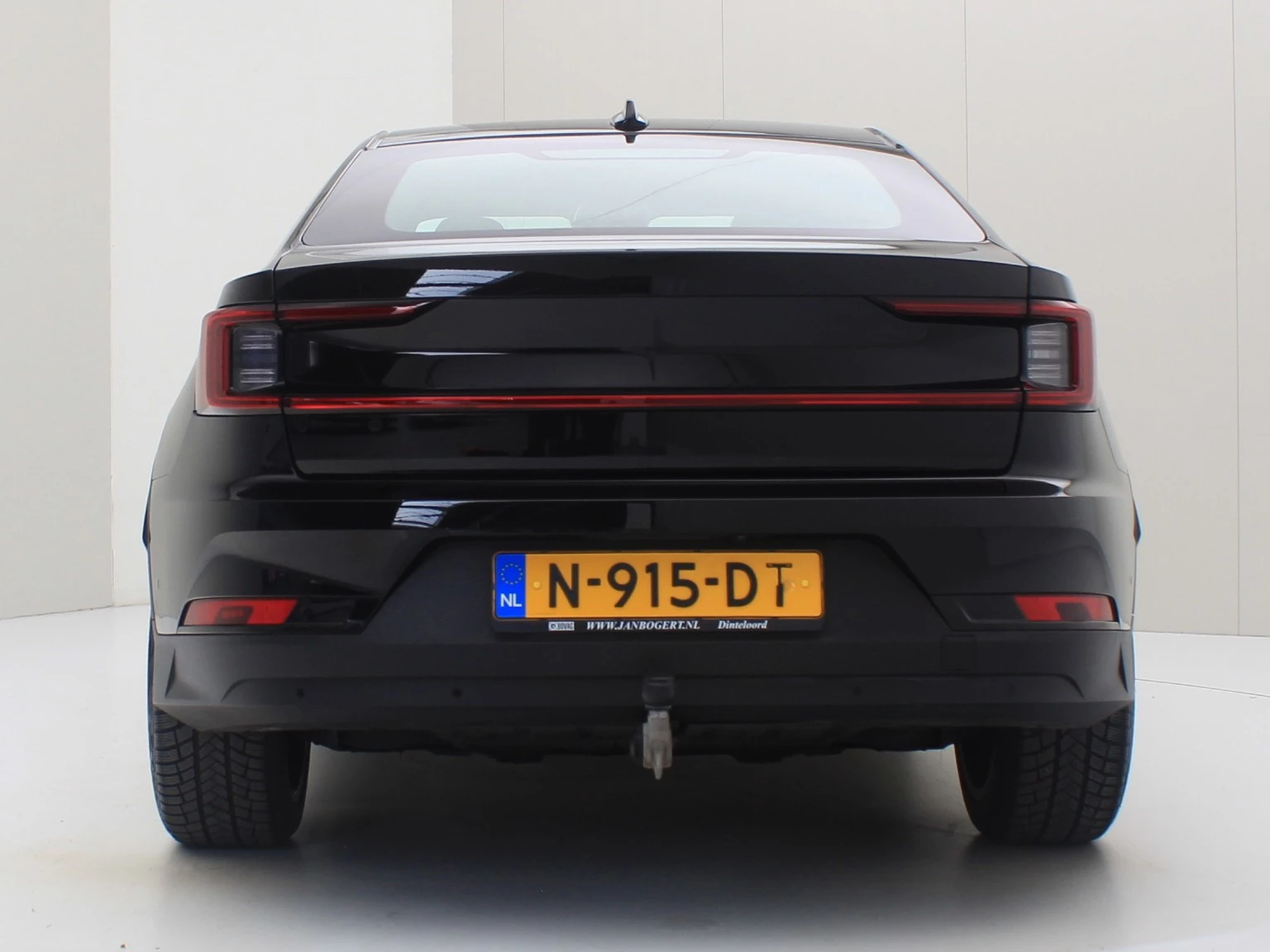 Hoofdafbeelding Polestar 2