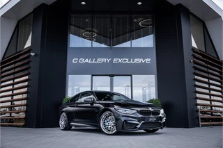Hoofdafbeelding BMW M4 BMW M4 4-serie Coupé Competition - HUD l Memory l Carbon l Kuipstoelen l Dealer O.H