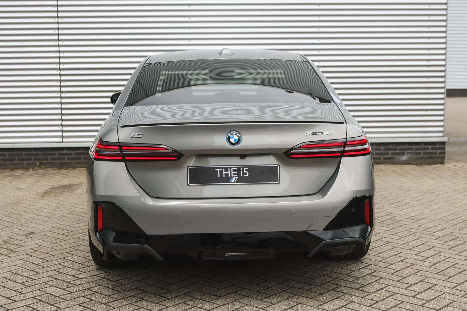 Hoofdafbeelding BMW i5