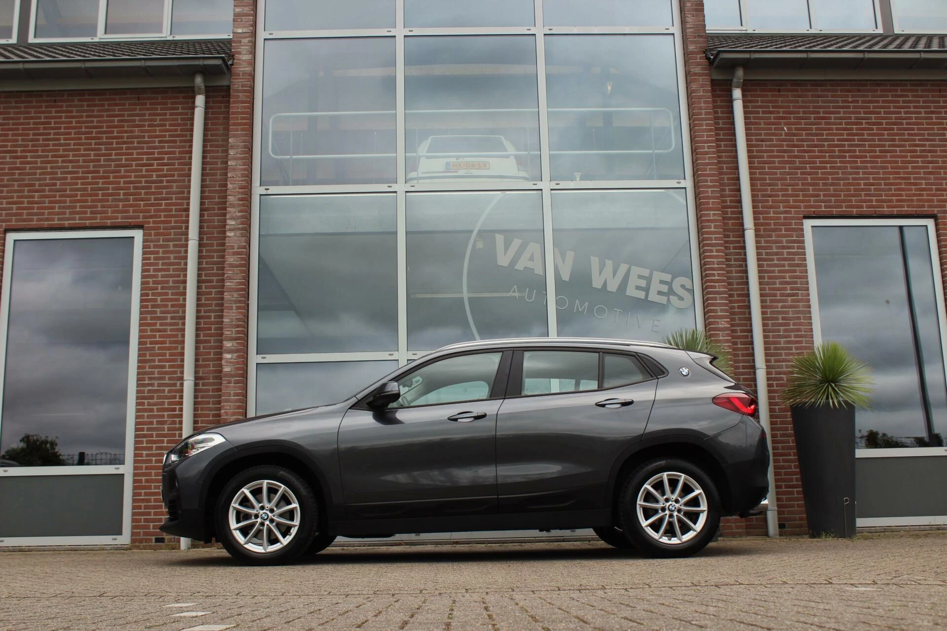 Hoofdafbeelding BMW X2