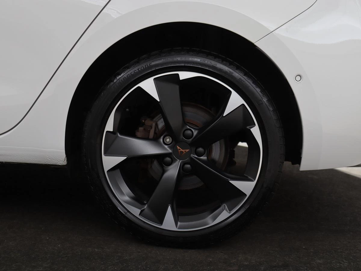 Hoofdafbeelding CUPRA Leon