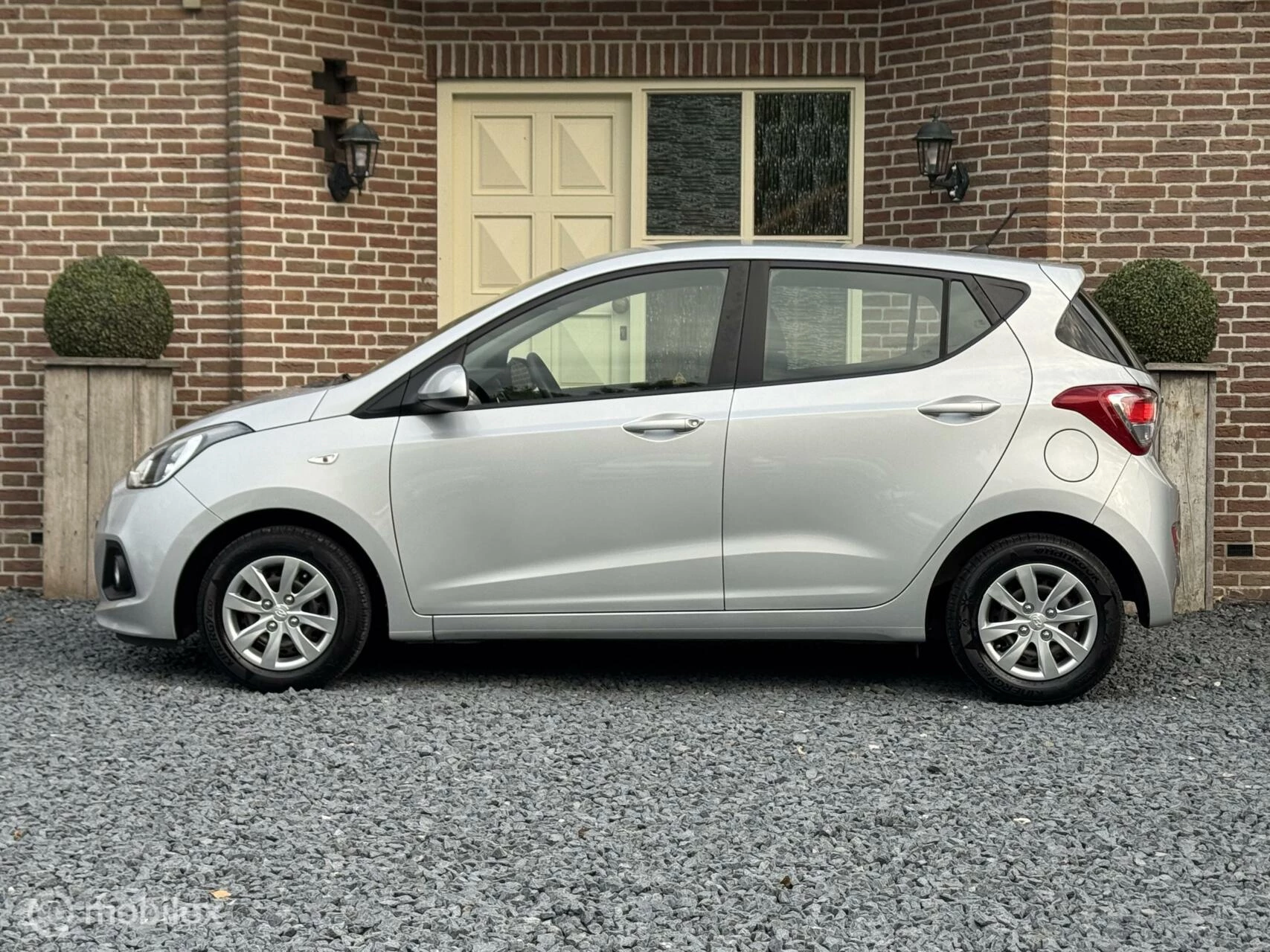 Hoofdafbeelding Hyundai i10