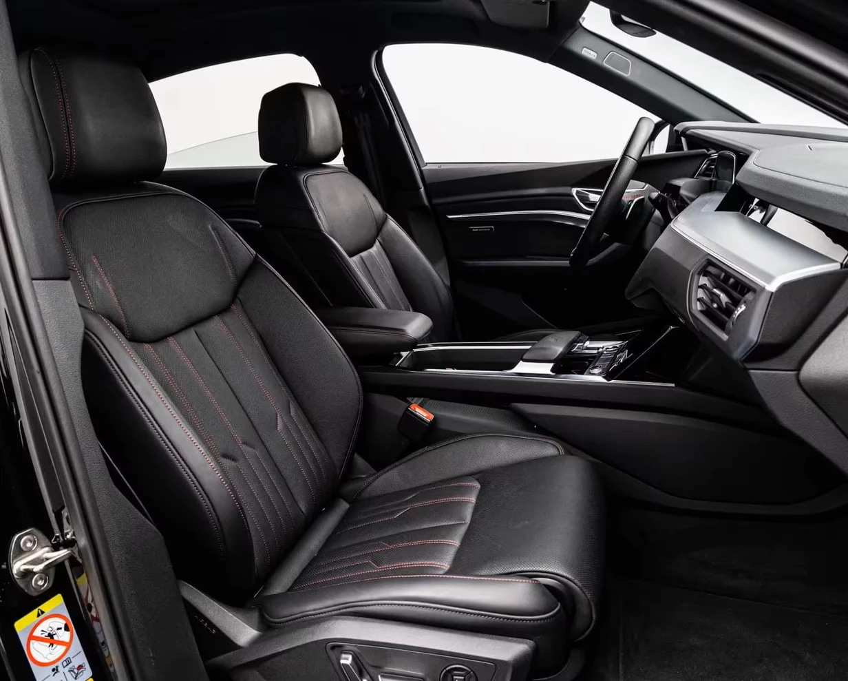 Hoofdafbeelding Audi e-tron