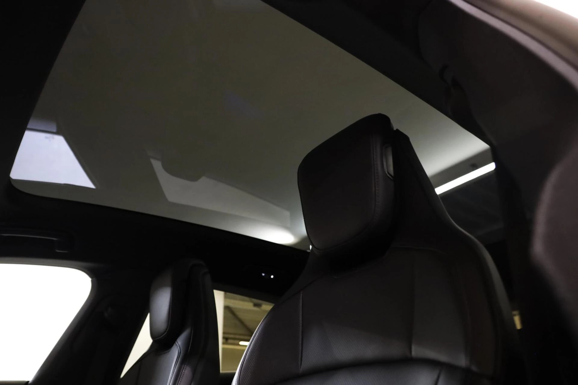 Hoofdafbeelding Porsche Taycan