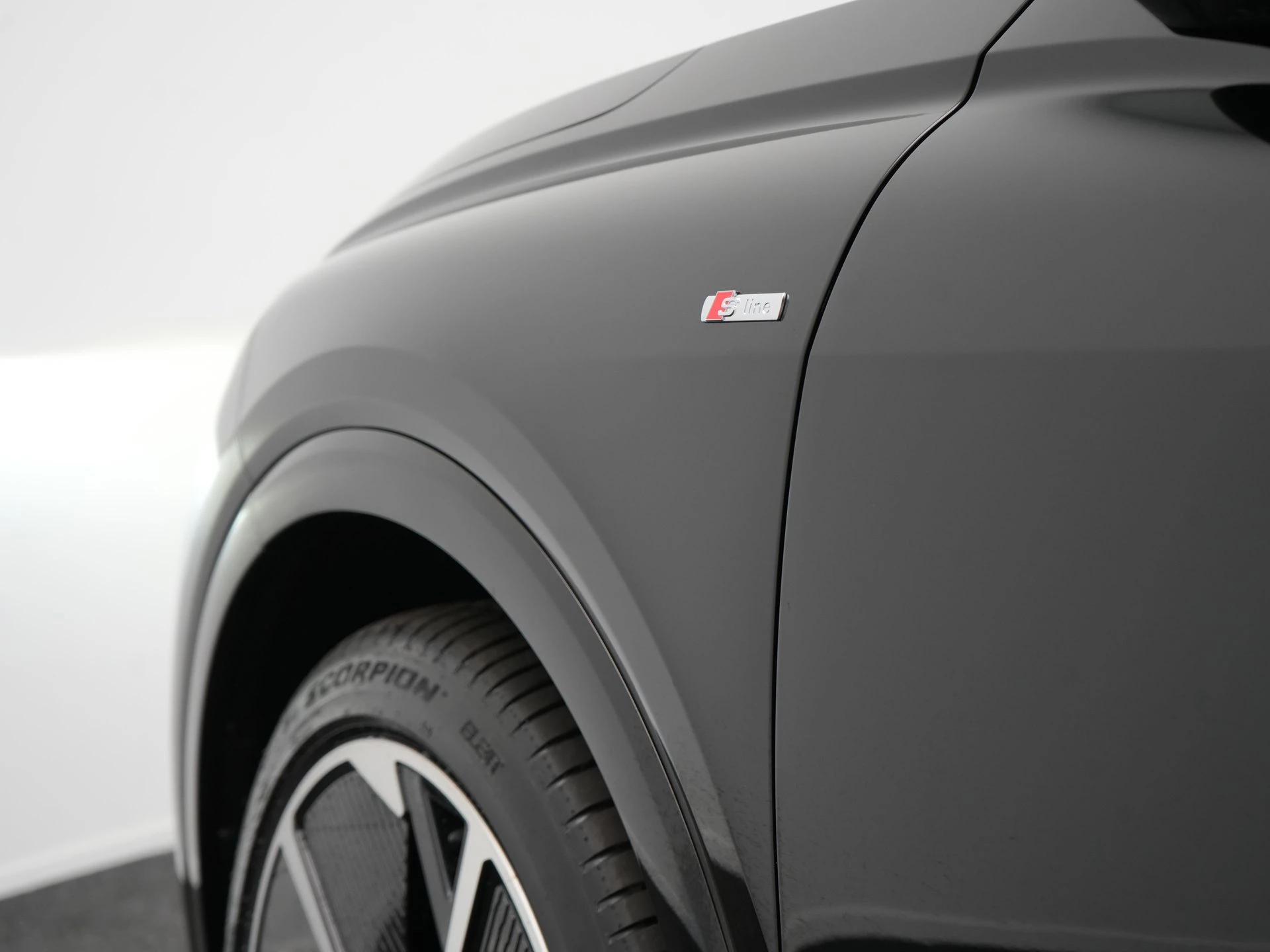 Hoofdafbeelding Audi Q4 e-tron