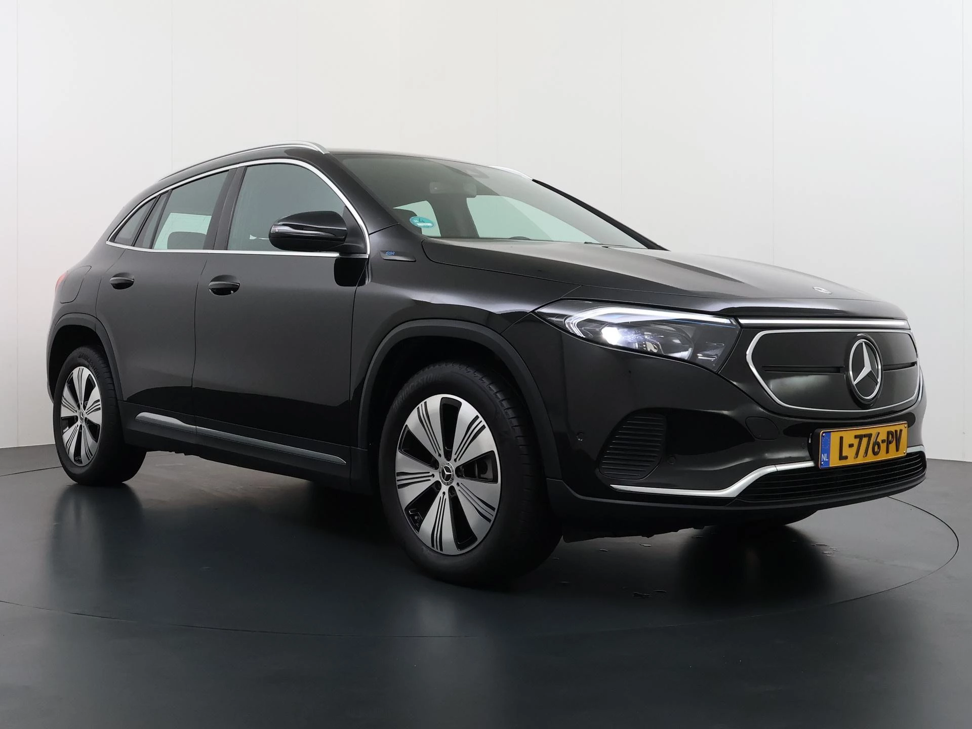 Hoofdafbeelding Mercedes-Benz EQA