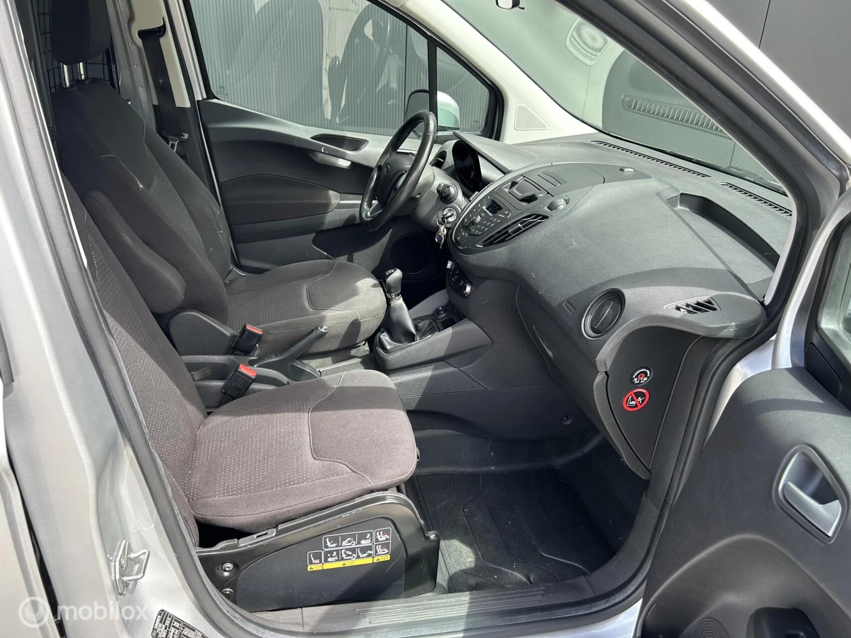 Hoofdafbeelding Ford Transit Courier