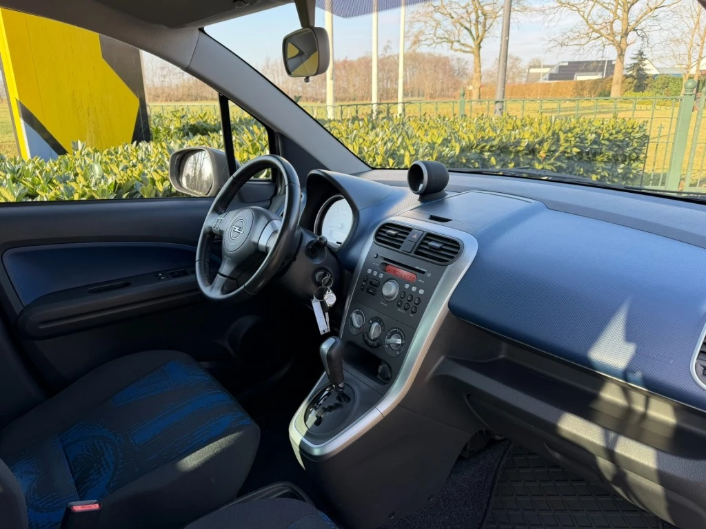 Hoofdafbeelding Opel Agila