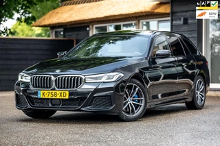 BMW 5-serie Touring 530e M-Sport I Panoramadak I Trekhaak I Adaptive Cruise I Luxe leder I Sportstoelen I Harman Kardon I Led