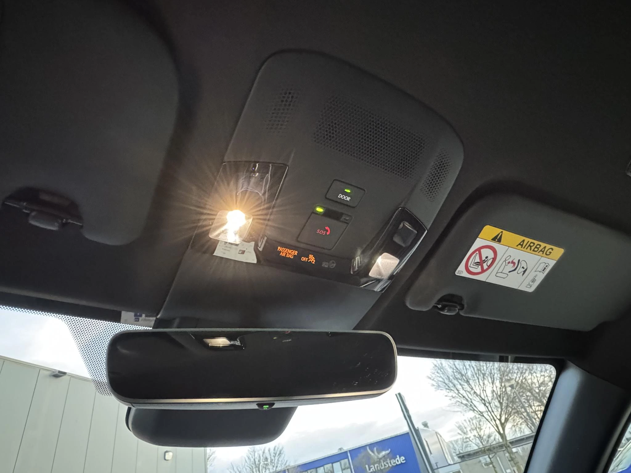 Hoofdafbeelding Lexus LBX