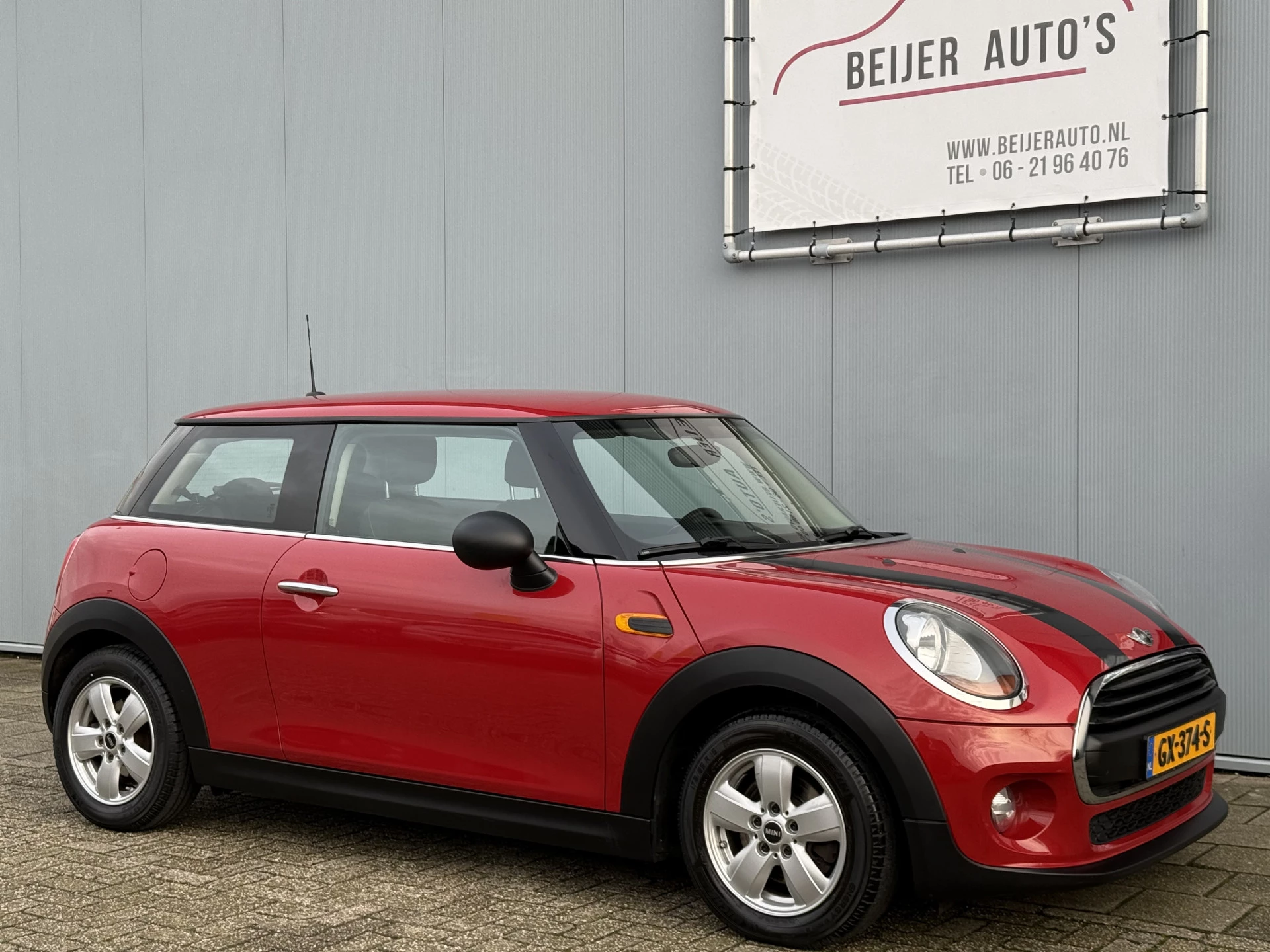 Hoofdafbeelding MINI One