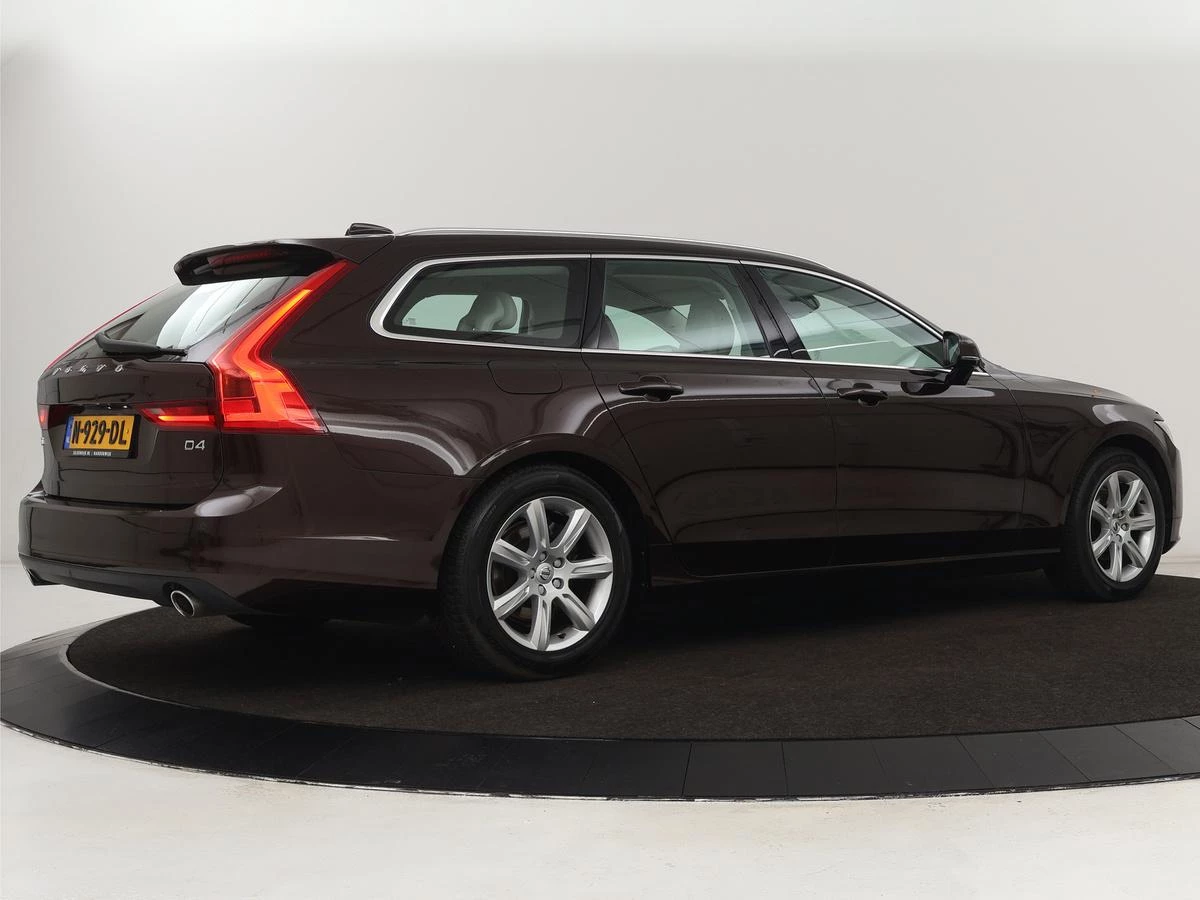 Hoofdafbeelding Volvo V90