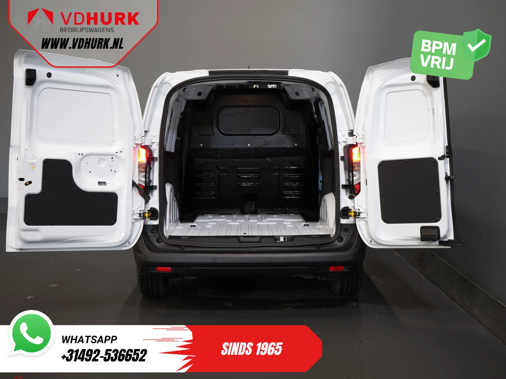 Hoofdafbeelding Ford Transit Courier