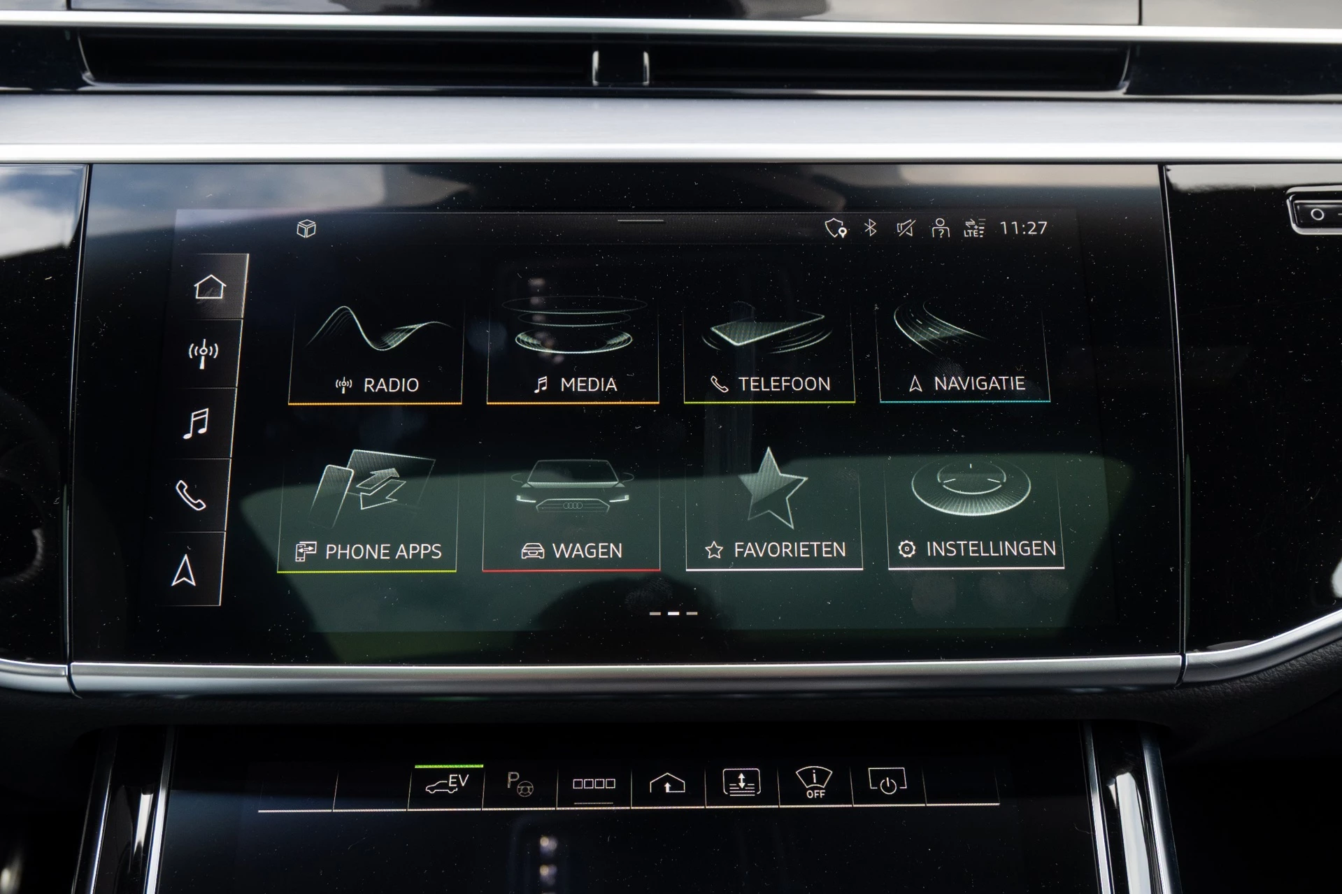 Hoofdafbeelding Audi A8