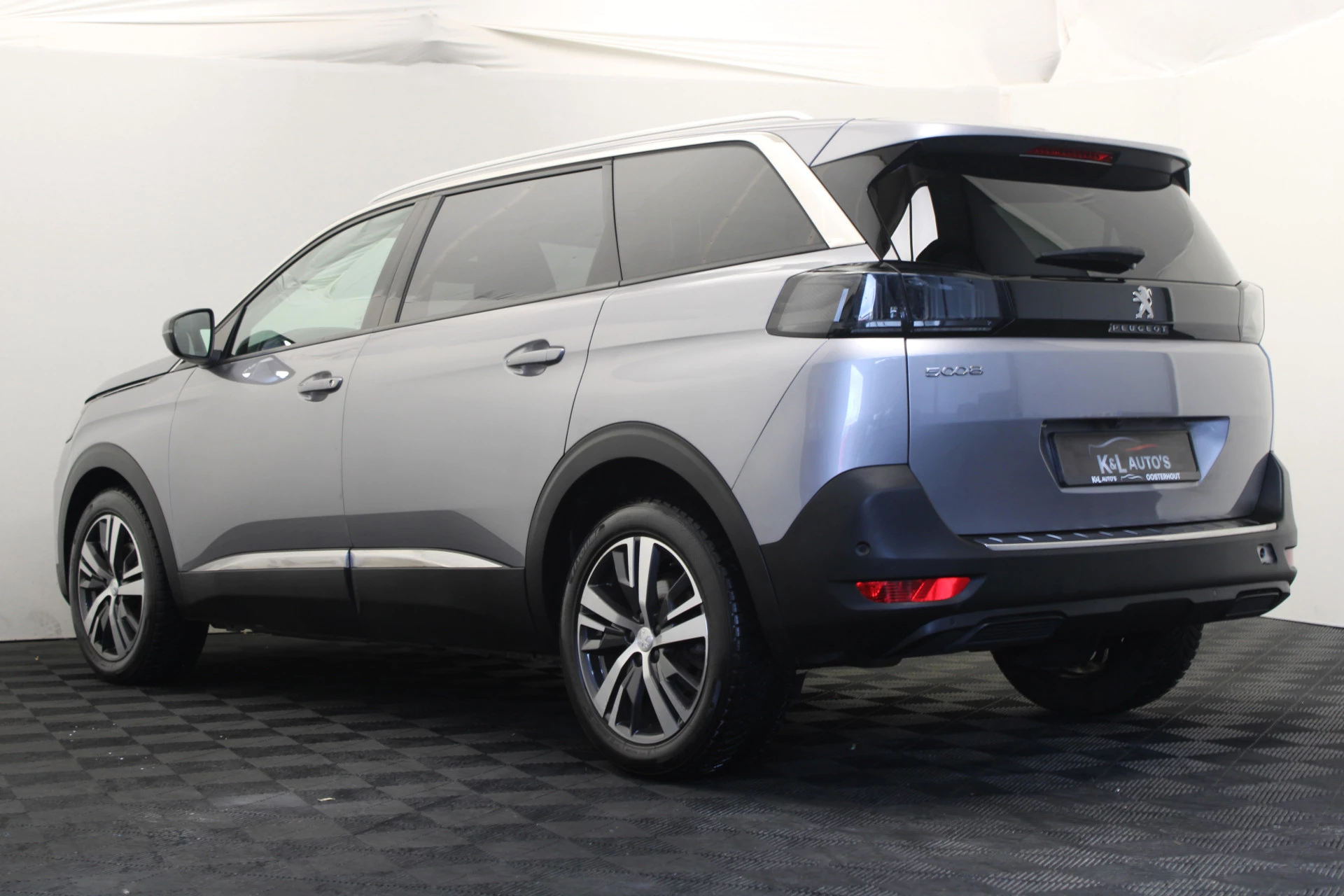Hoofdafbeelding Peugeot 5008