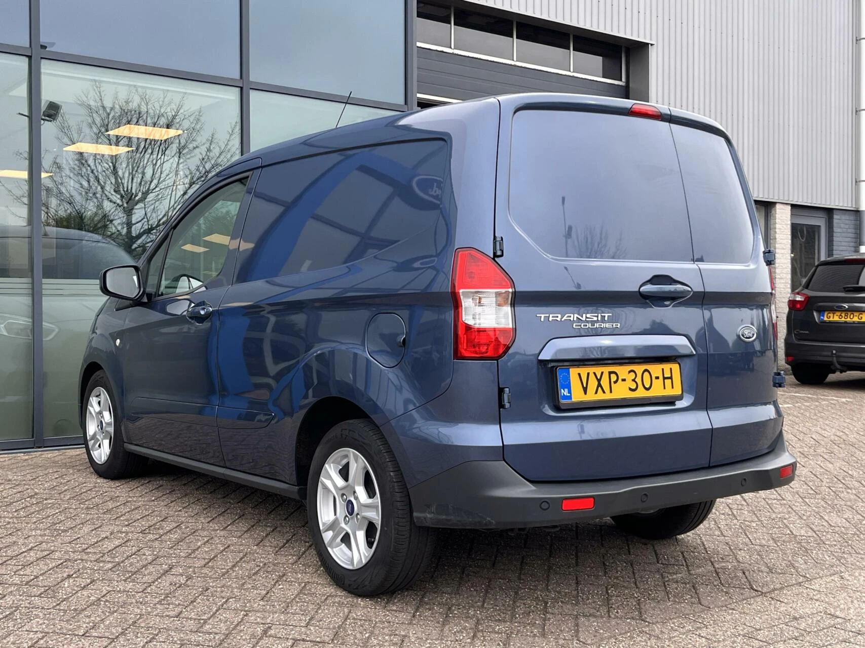Hoofdafbeelding Ford Transit Courier