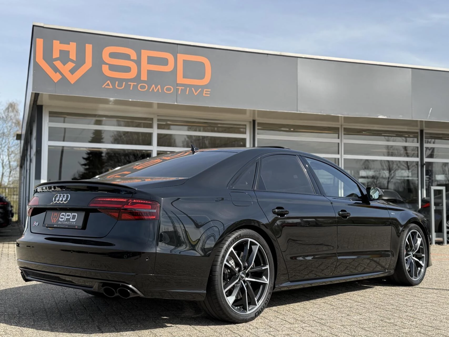 Hoofdafbeelding Audi S8