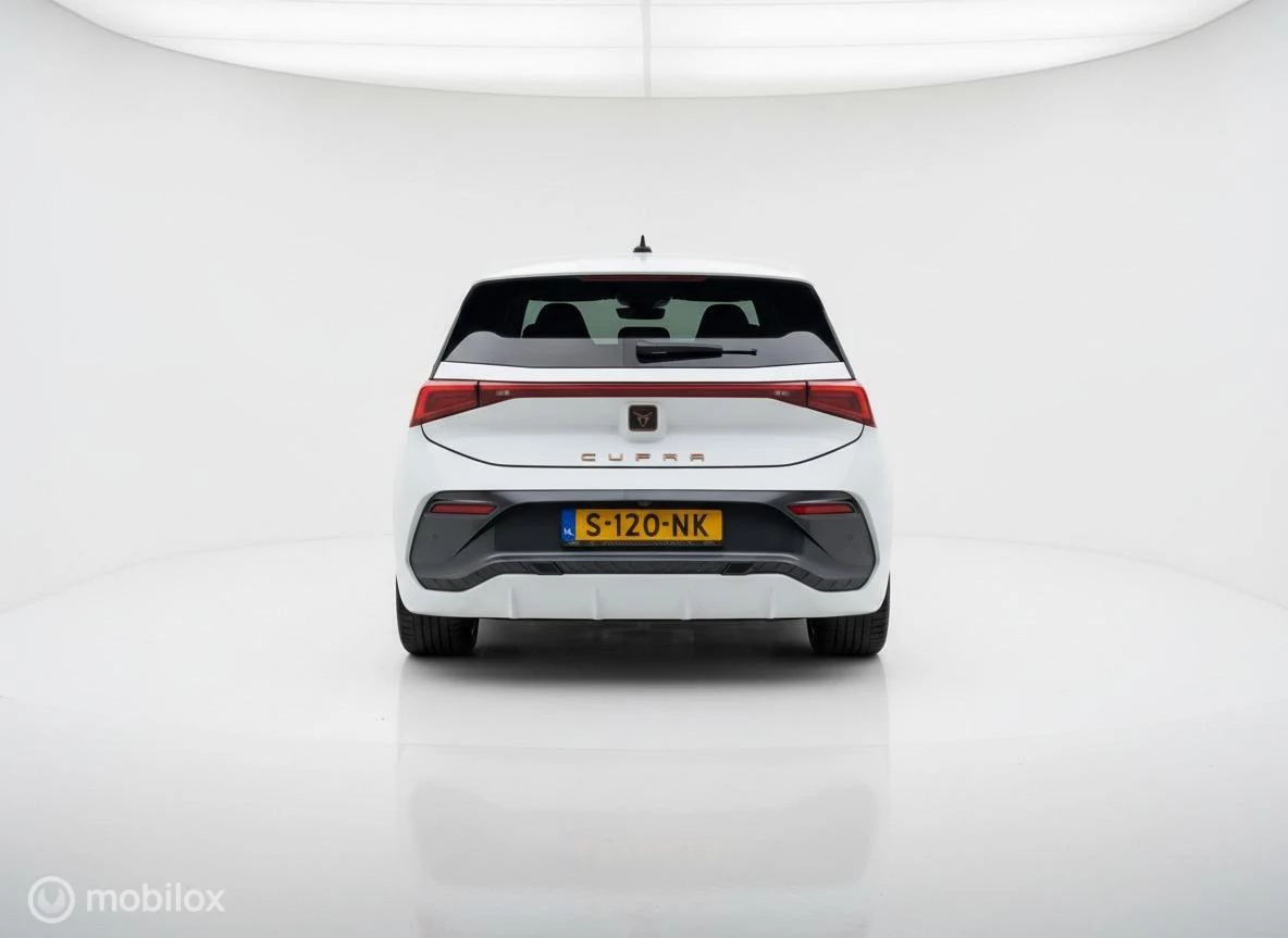 Hoofdafbeelding CUPRA Born