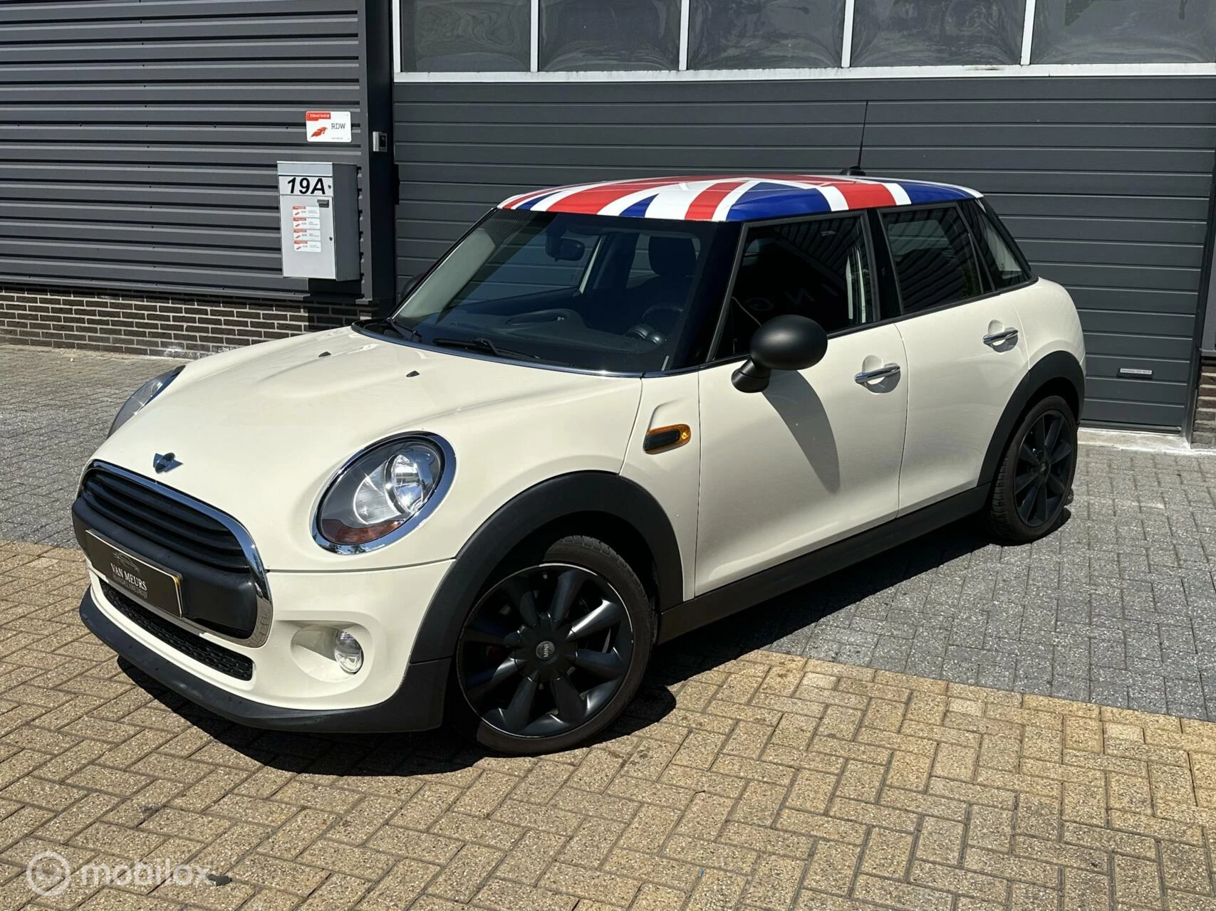 Hoofdafbeelding MINI One