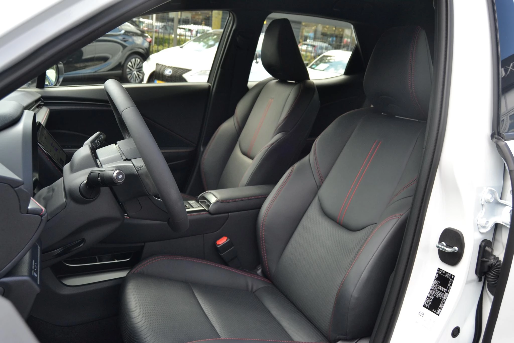 Hoofdafbeelding Lexus LBX
