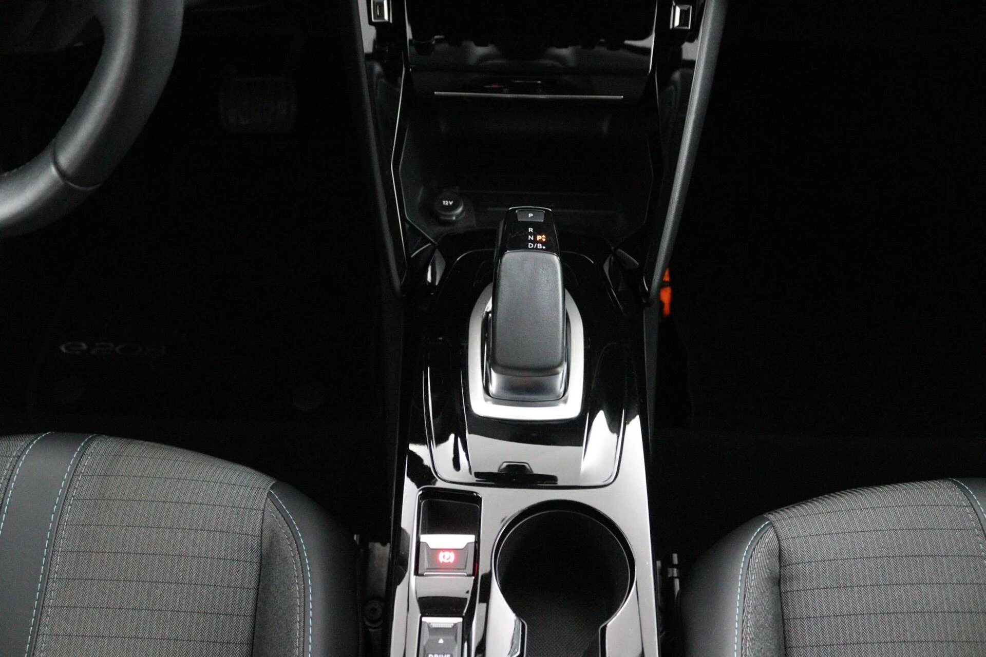 Hoofdafbeelding Peugeot e-208