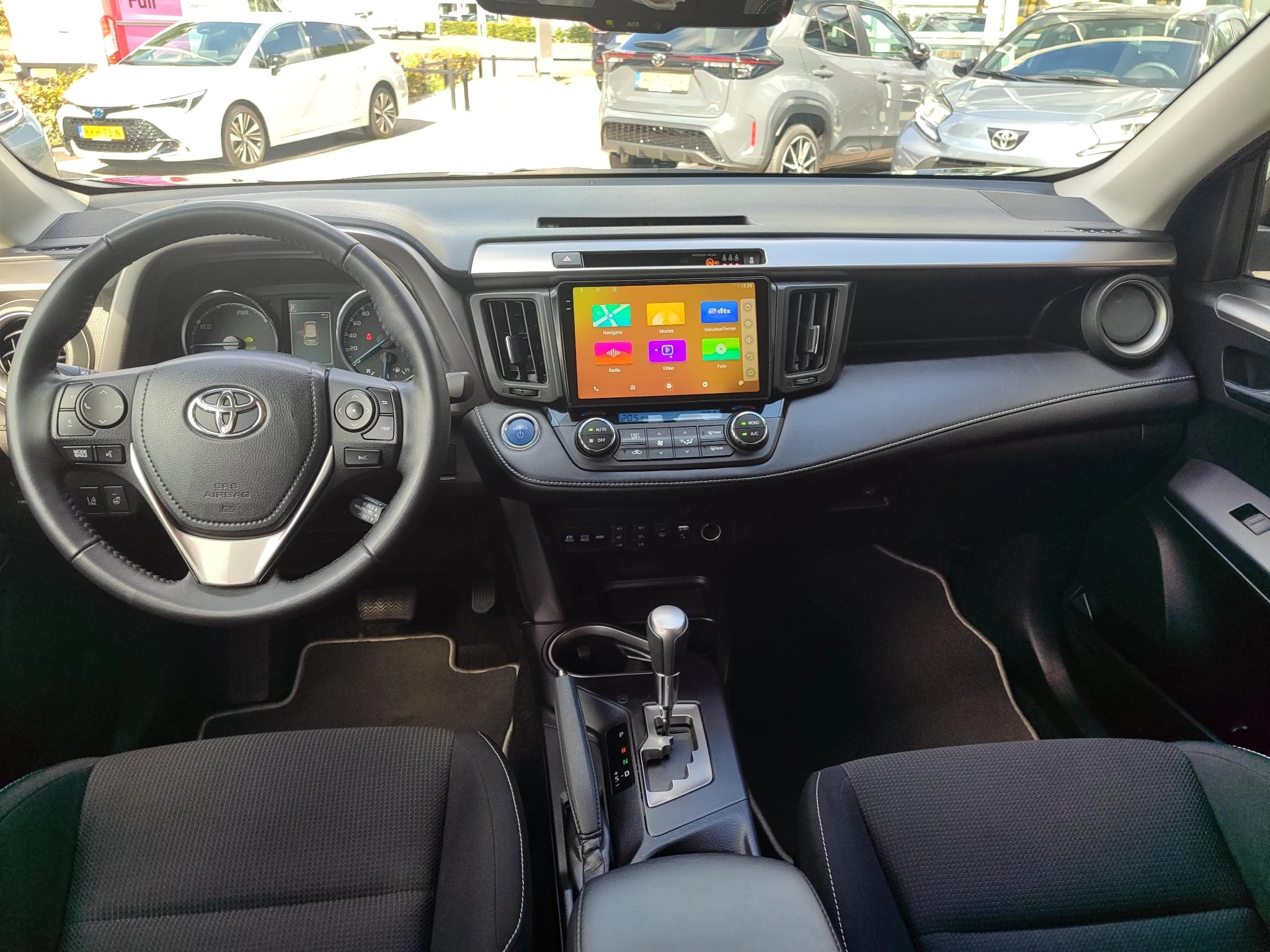 Hoofdafbeelding Toyota RAV4