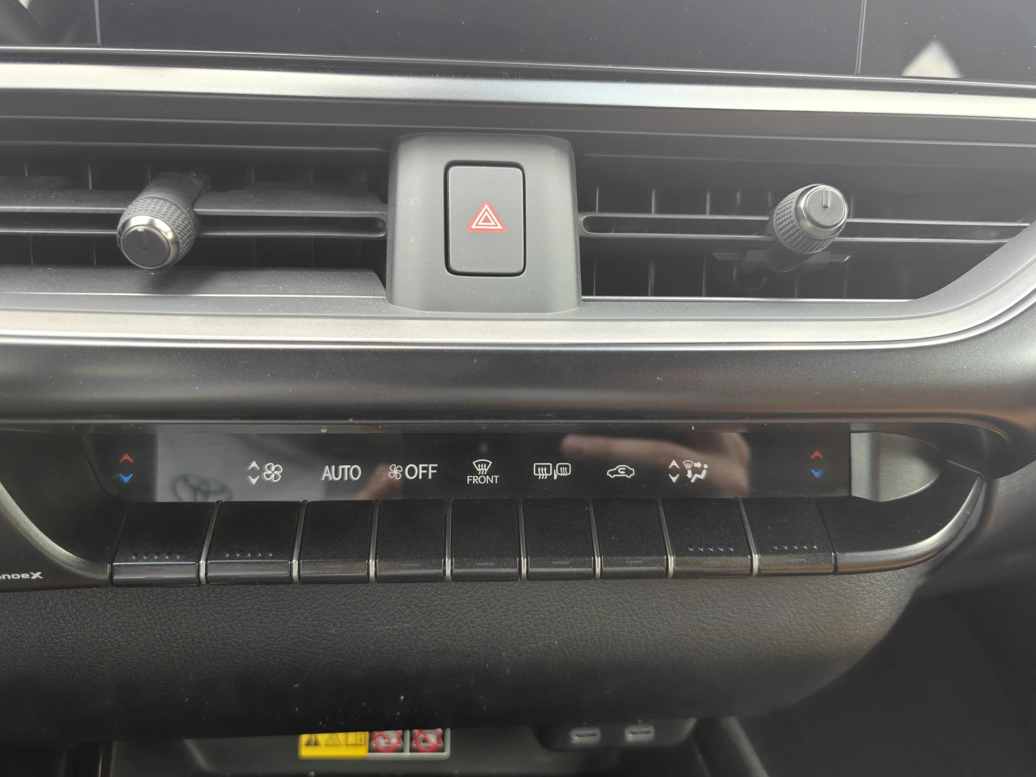Hoofdafbeelding Lexus UX