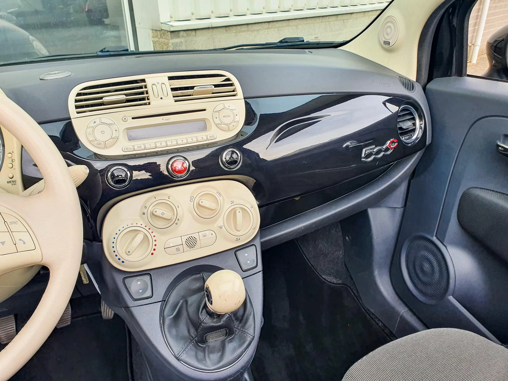 Hoofdafbeelding Fiat 500C