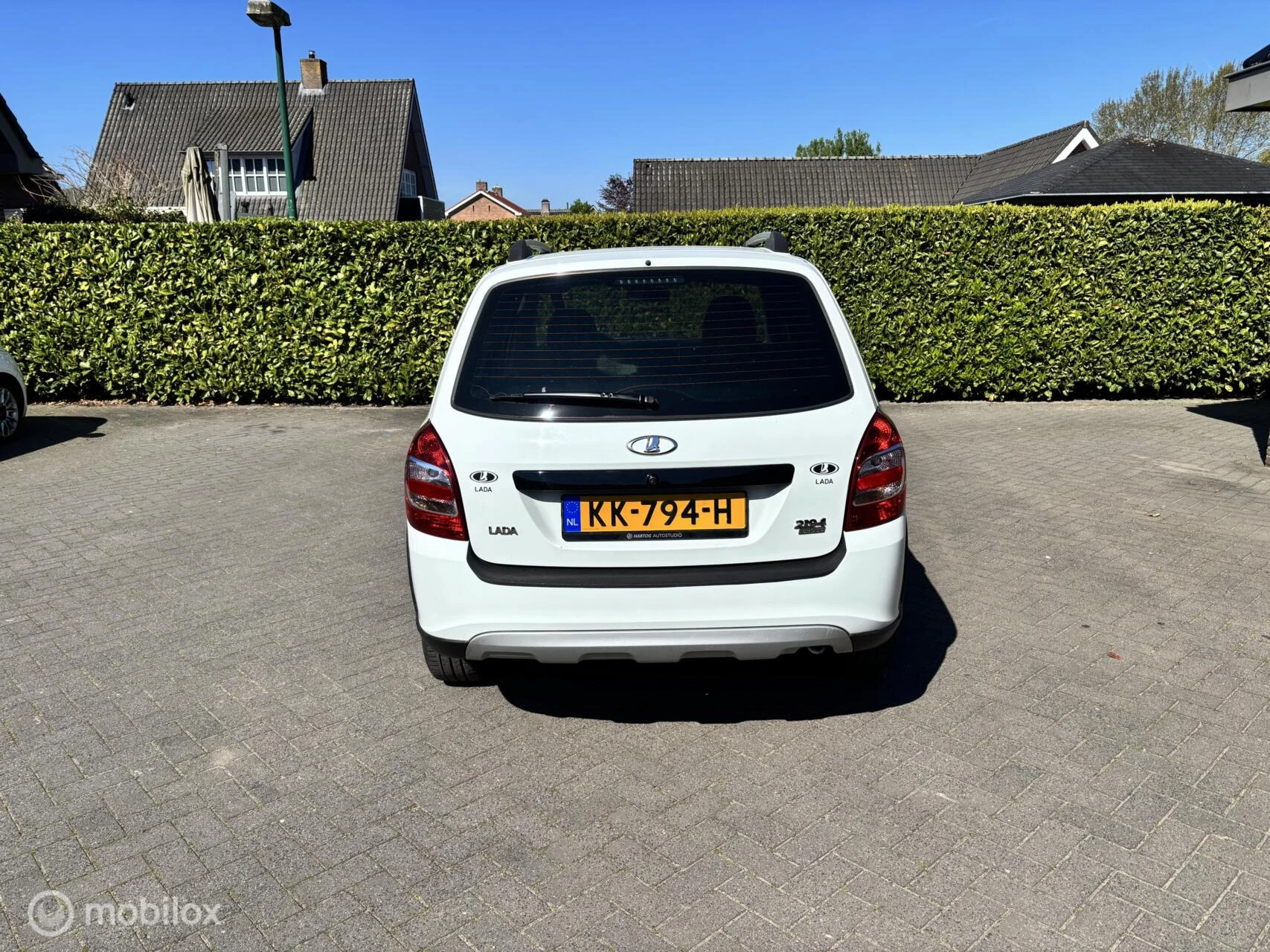 Hoofdafbeelding Lada Kalina