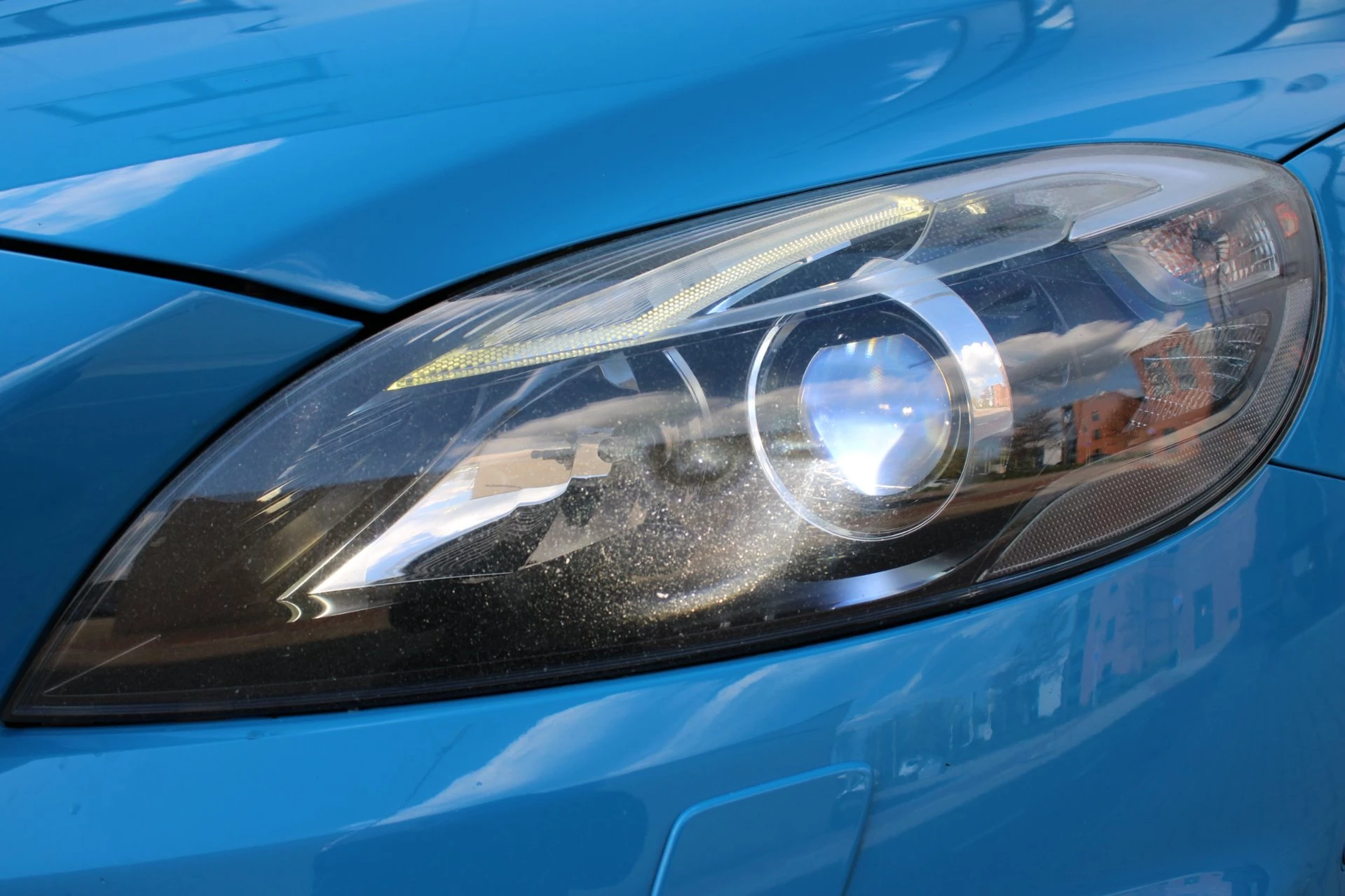 Hoofdafbeelding Volvo V40