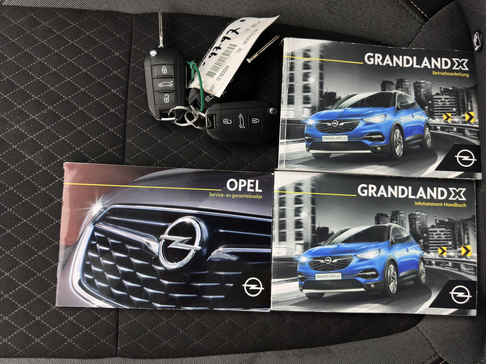 Hoofdafbeelding Opel Grandland X