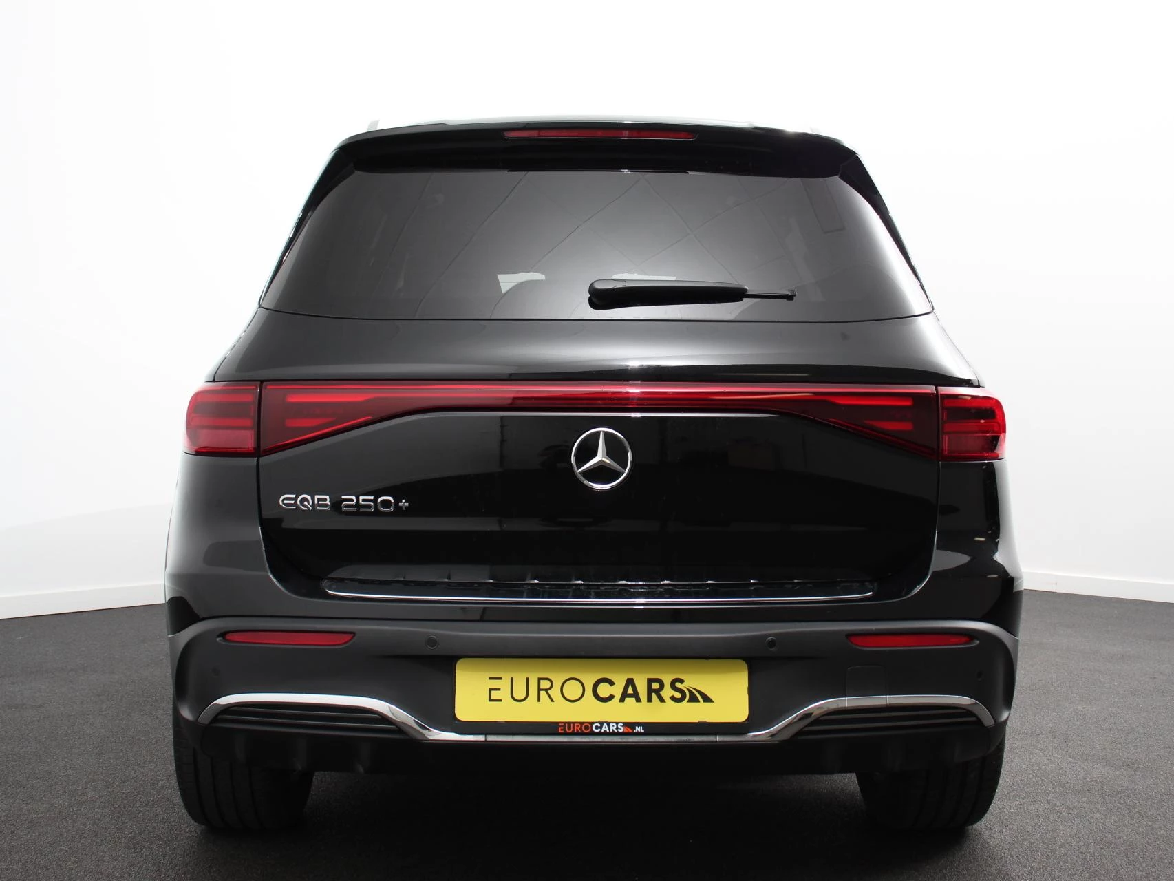 Hoofdafbeelding Mercedes-Benz EQB